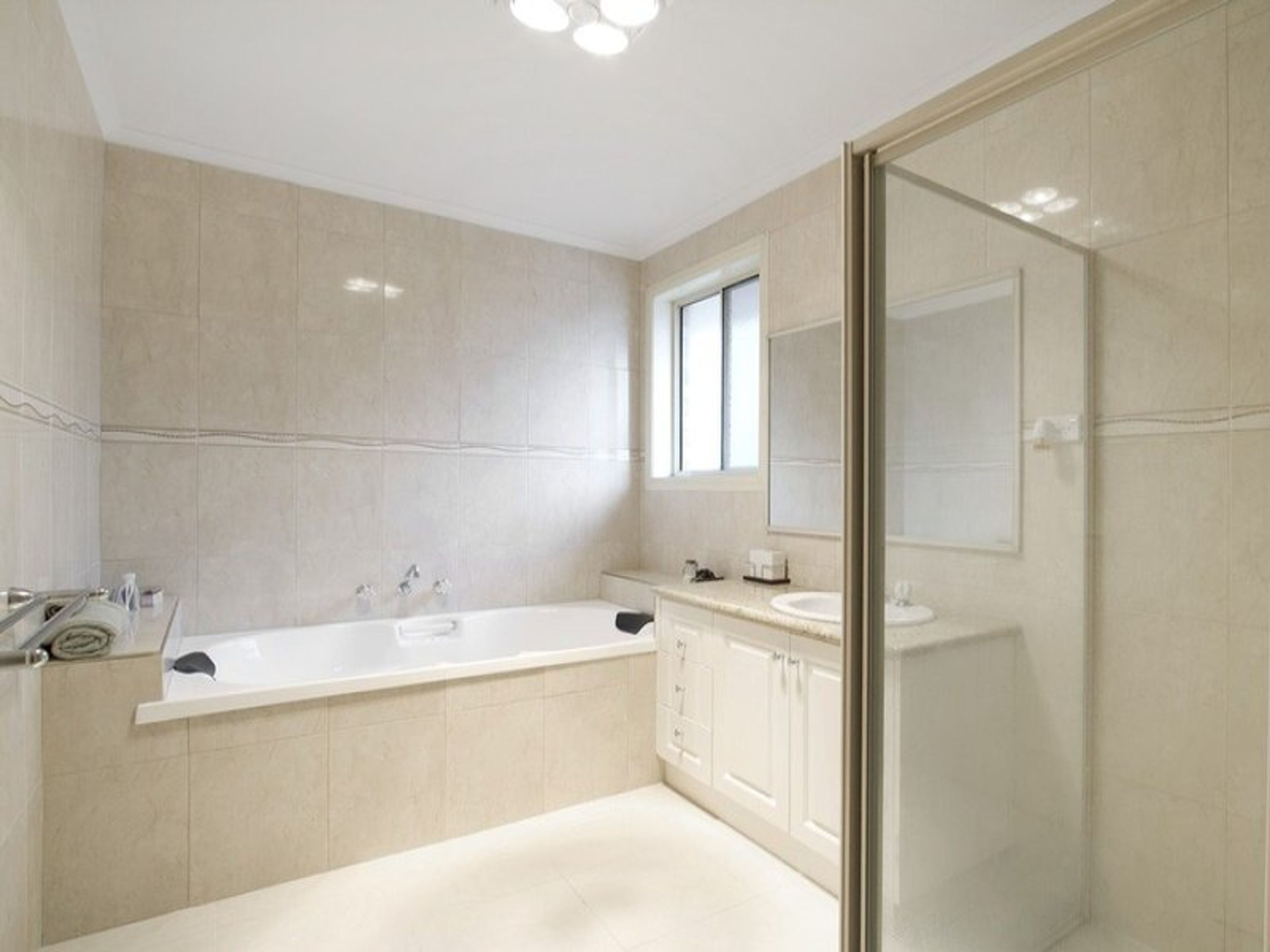 2 Davis Way, Springvale - Thumbnail 5