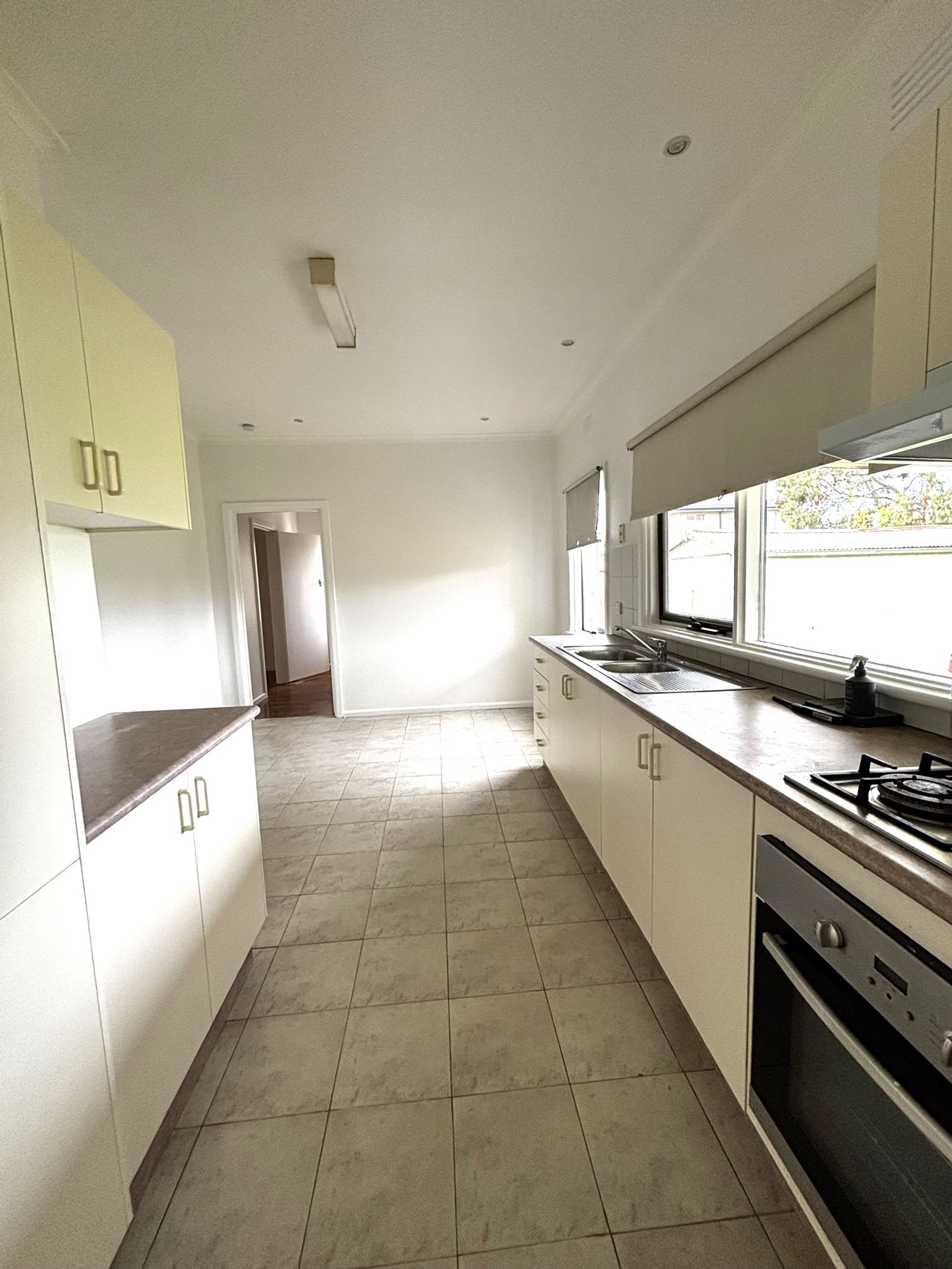21 Arnold Street, Sunshine West - Thumbnail 6