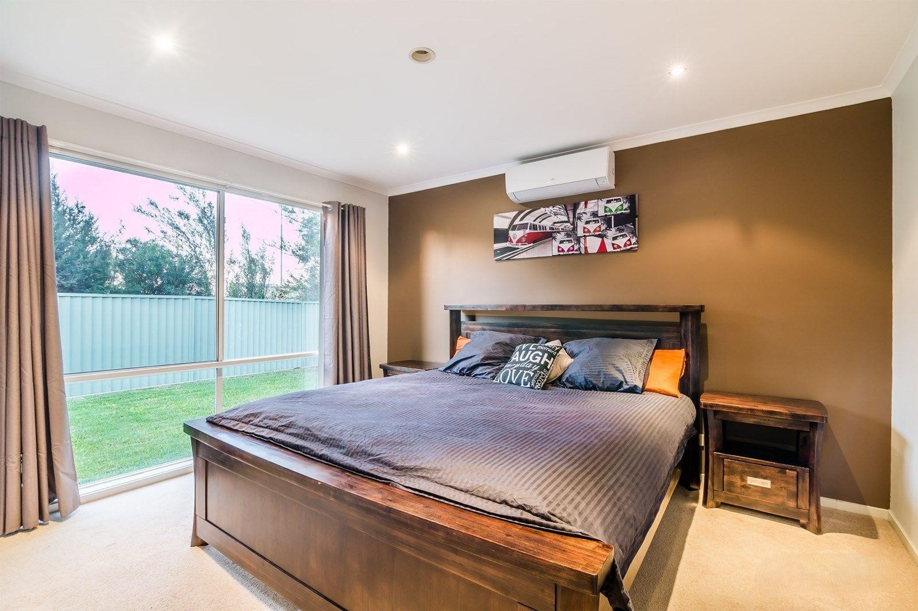 43 Masterton Place, Cranbourne East - Thumbnail 3