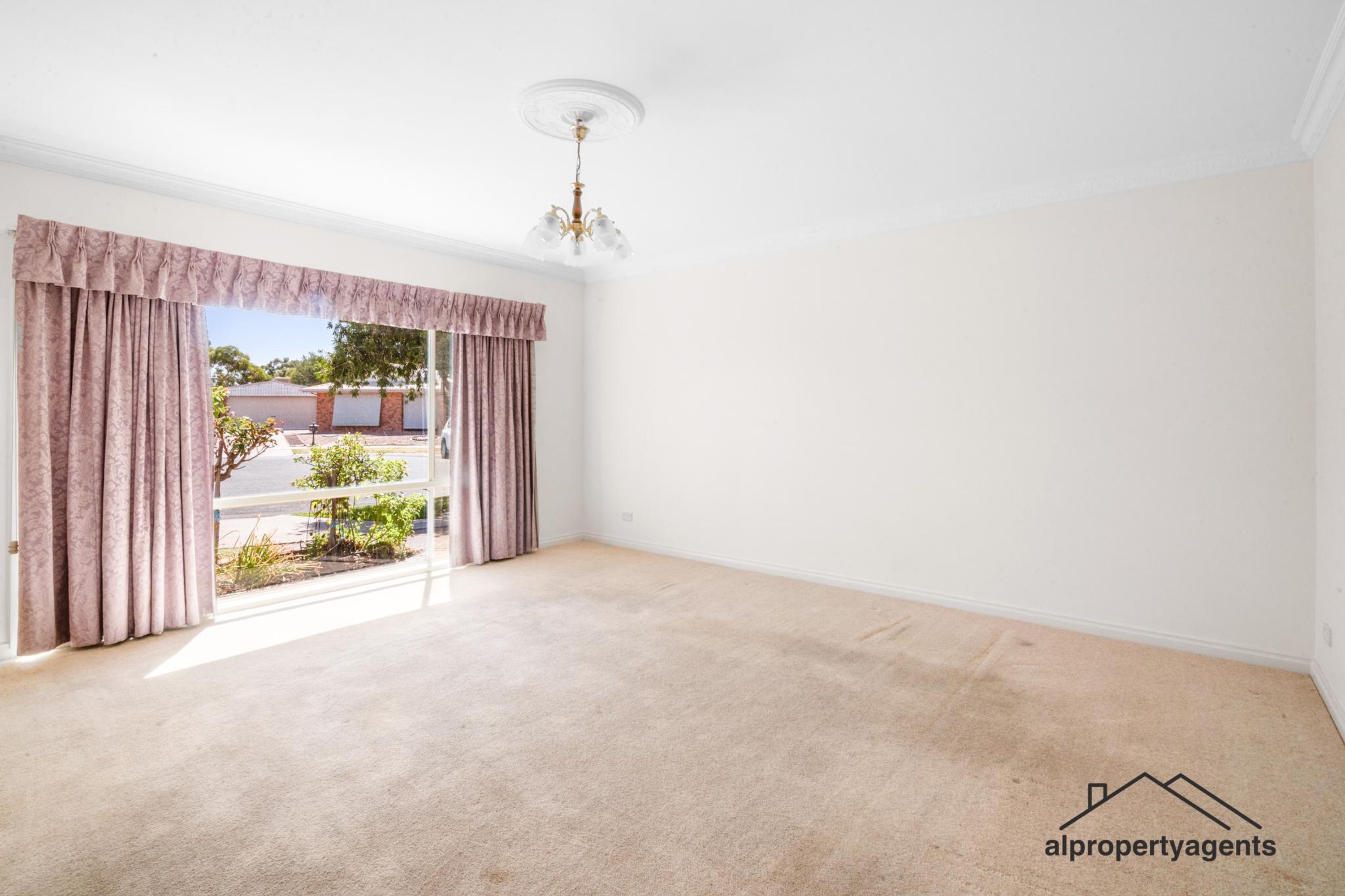 6 Spry Court, Horsham VIC 3400, Horsham - Thumbnail 2