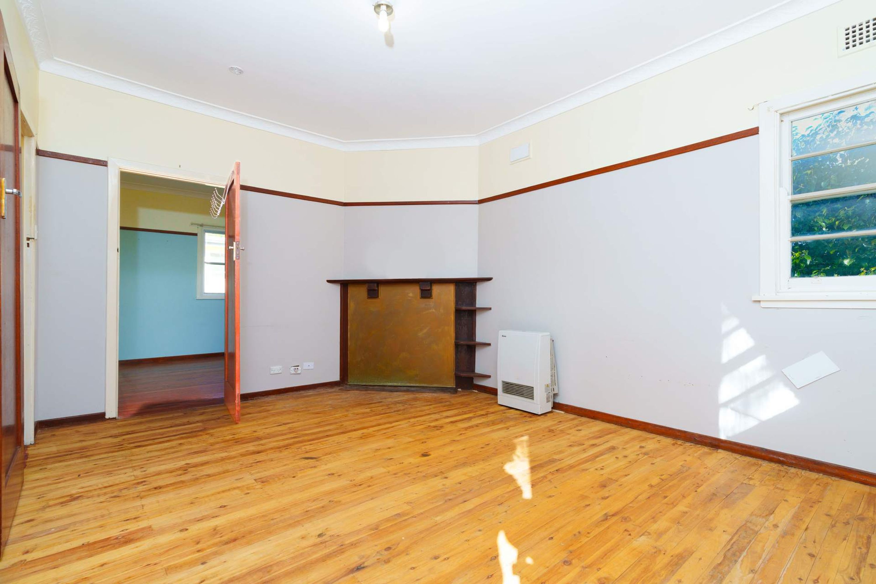 7 Myrtle Street, Katoomba - Thumbnail 3