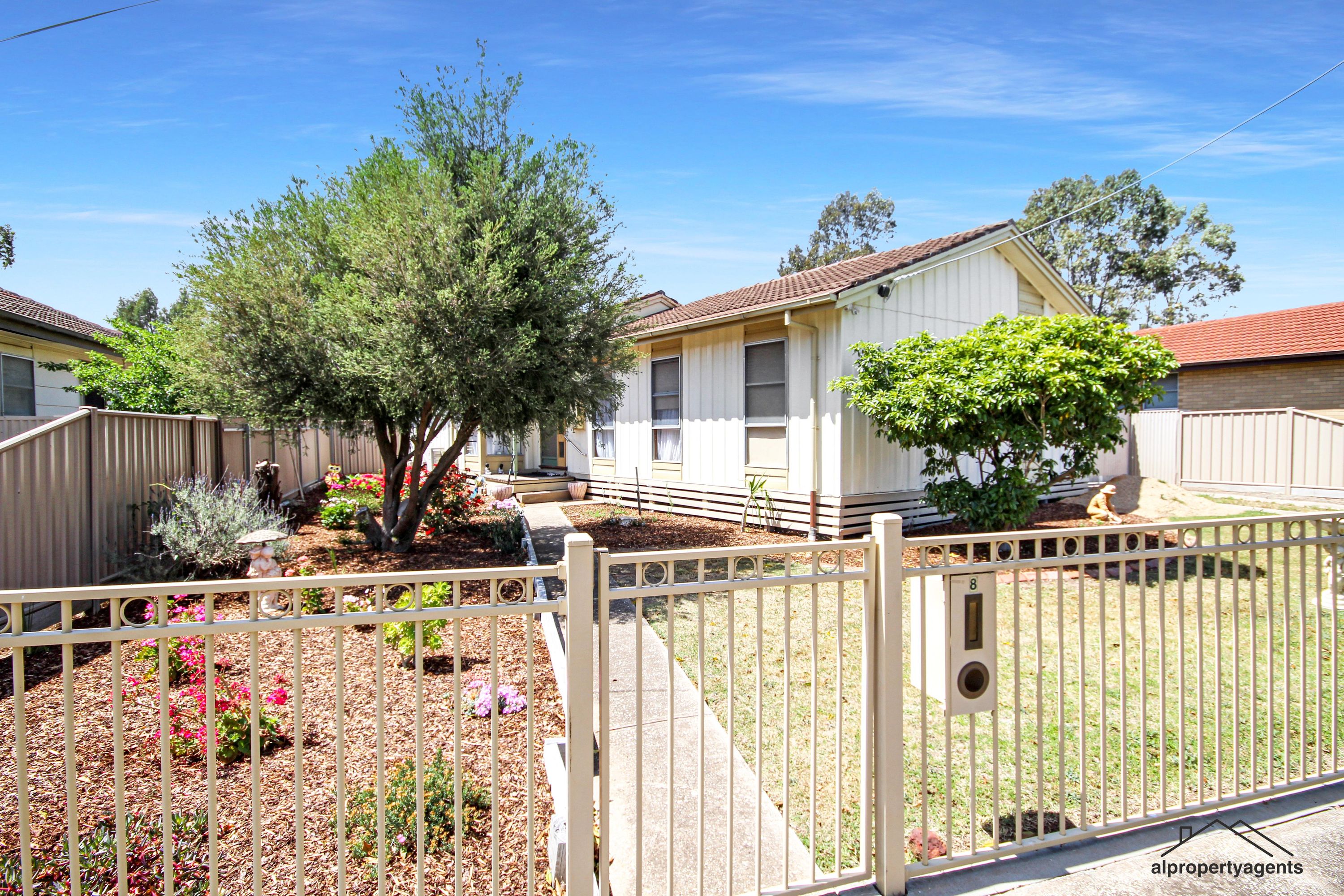 8 Shirley Street, Horsham VIC 3400, Horsham - Image 1