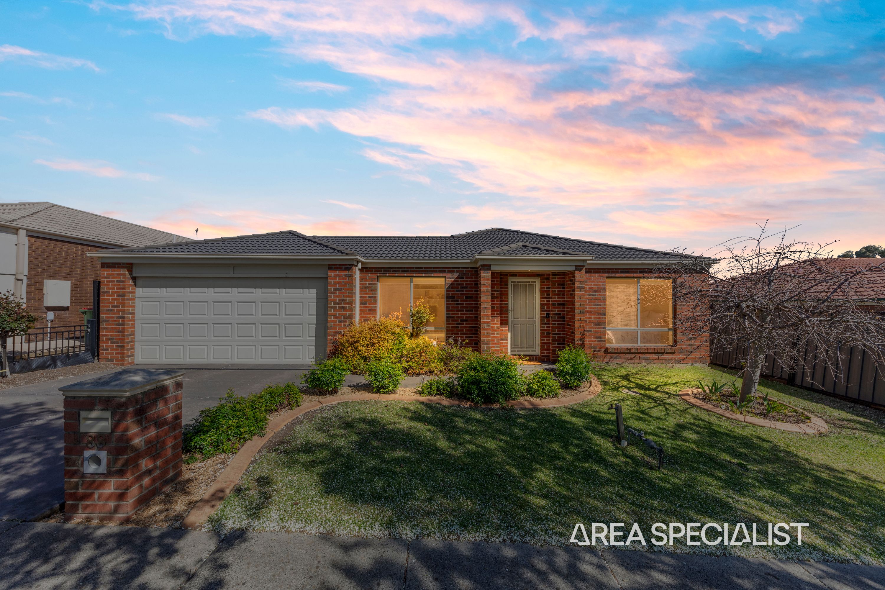 88 Leigh Drive, Pakenham - Thumbnail 2