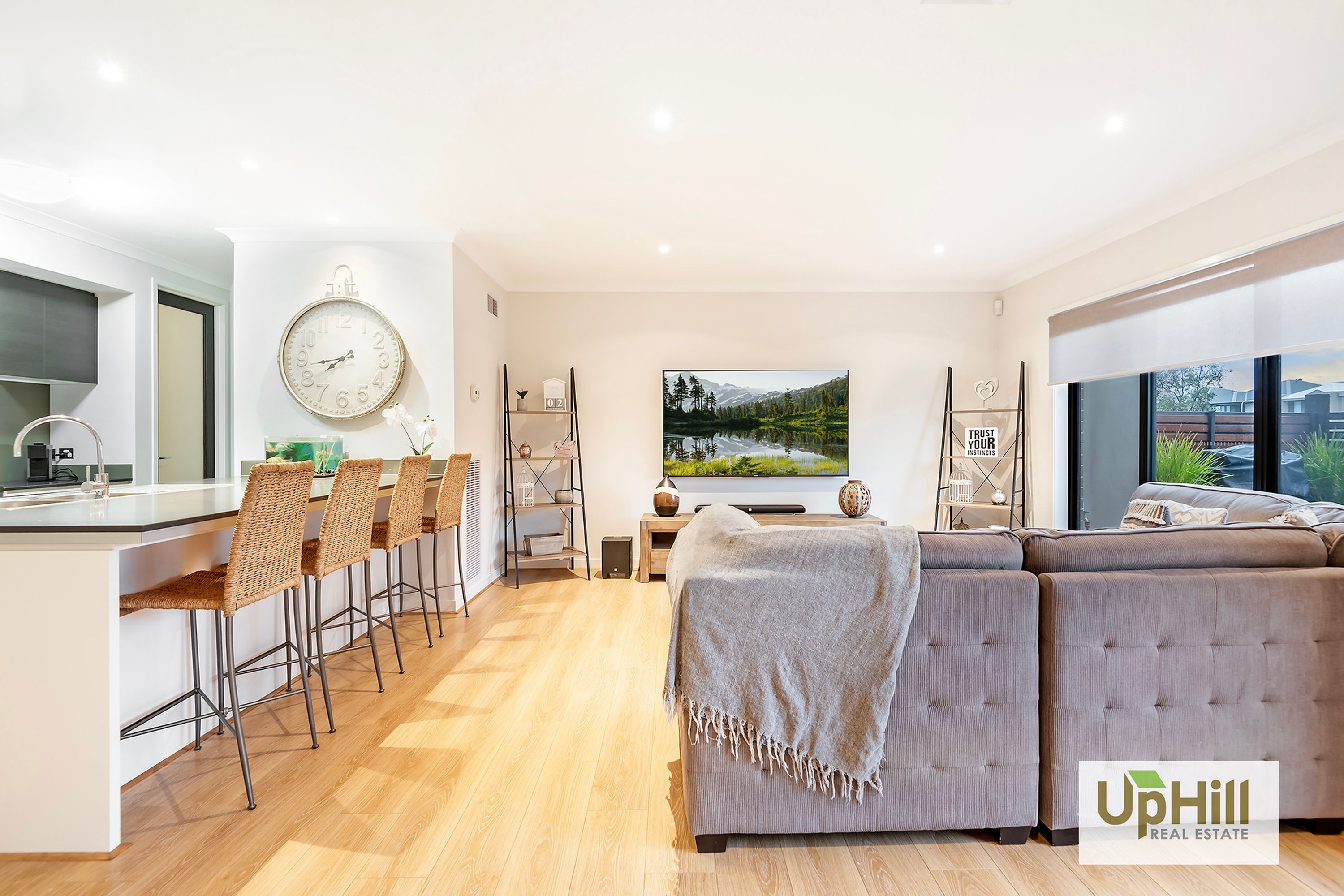 27 Lonarto Avenue, Clyde North - Thumbnail 7