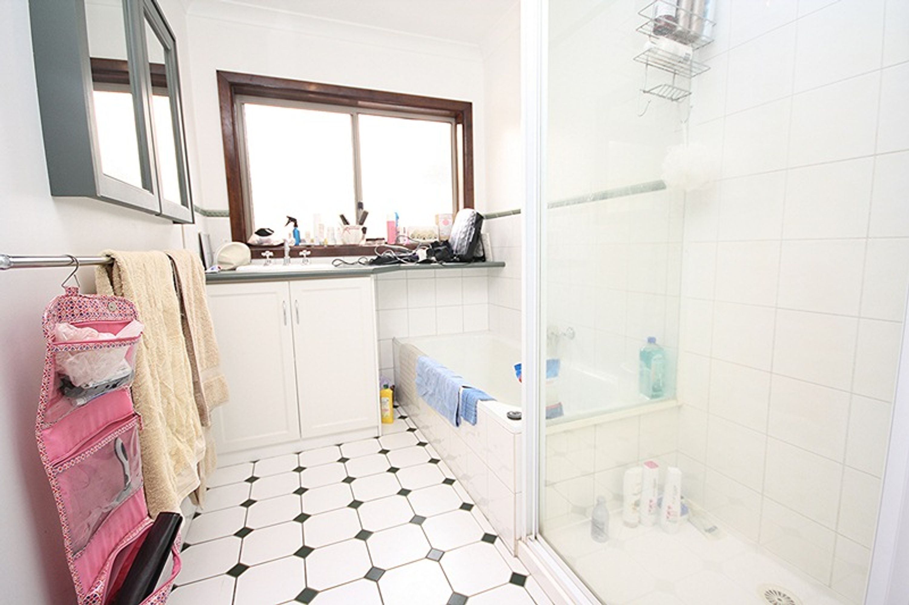 18 Clarence Street, Nhill VIC 3418, Nhill - Thumbnail 5