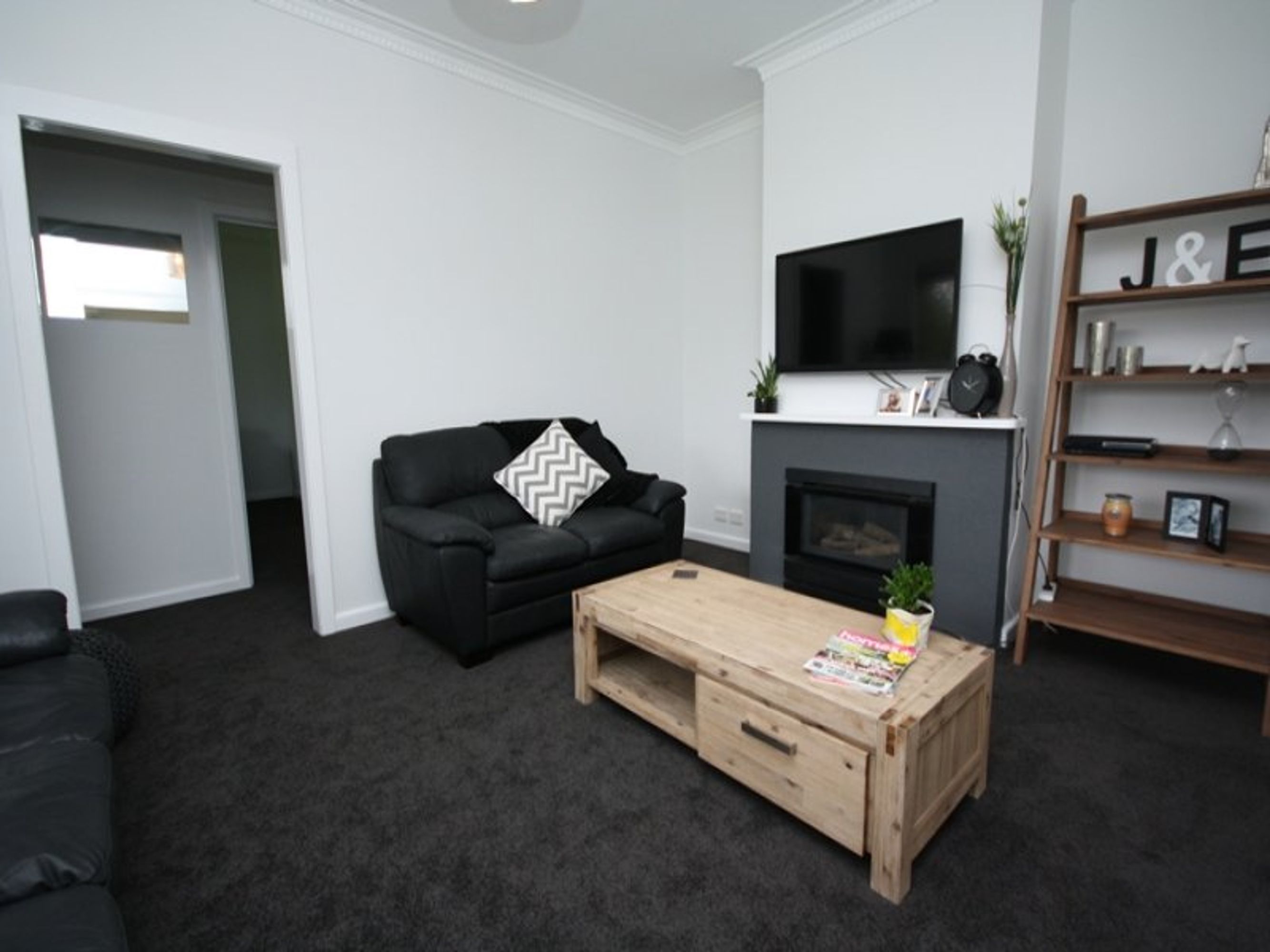 11 Hillary Street, Horsham VIC 3400, Horsham - Thumbnail 3