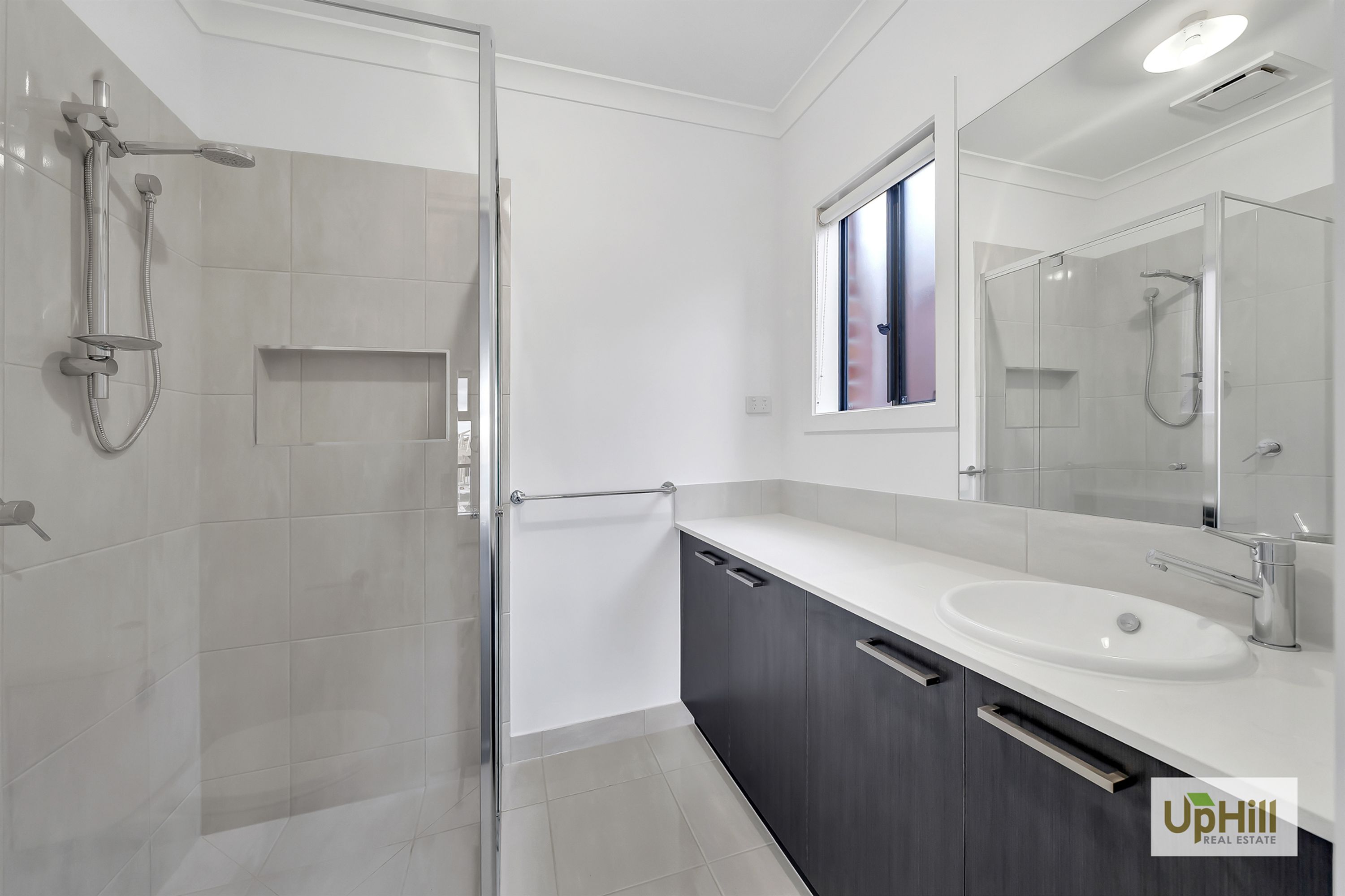18 Vesna Avenue, Clyde North - Thumbnail 7