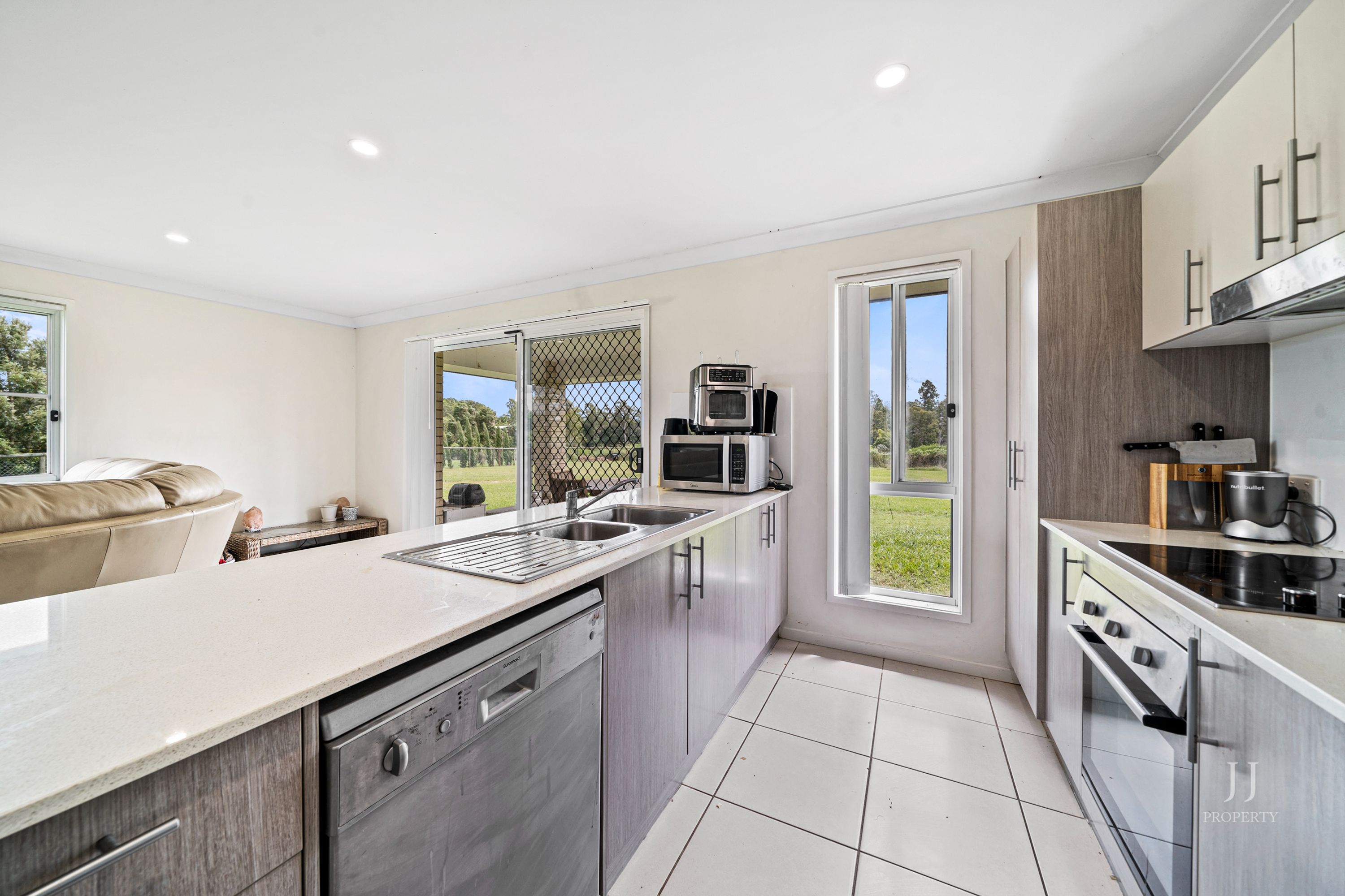 108 Waterfront Drive, Karalee - Thumbnail 4
