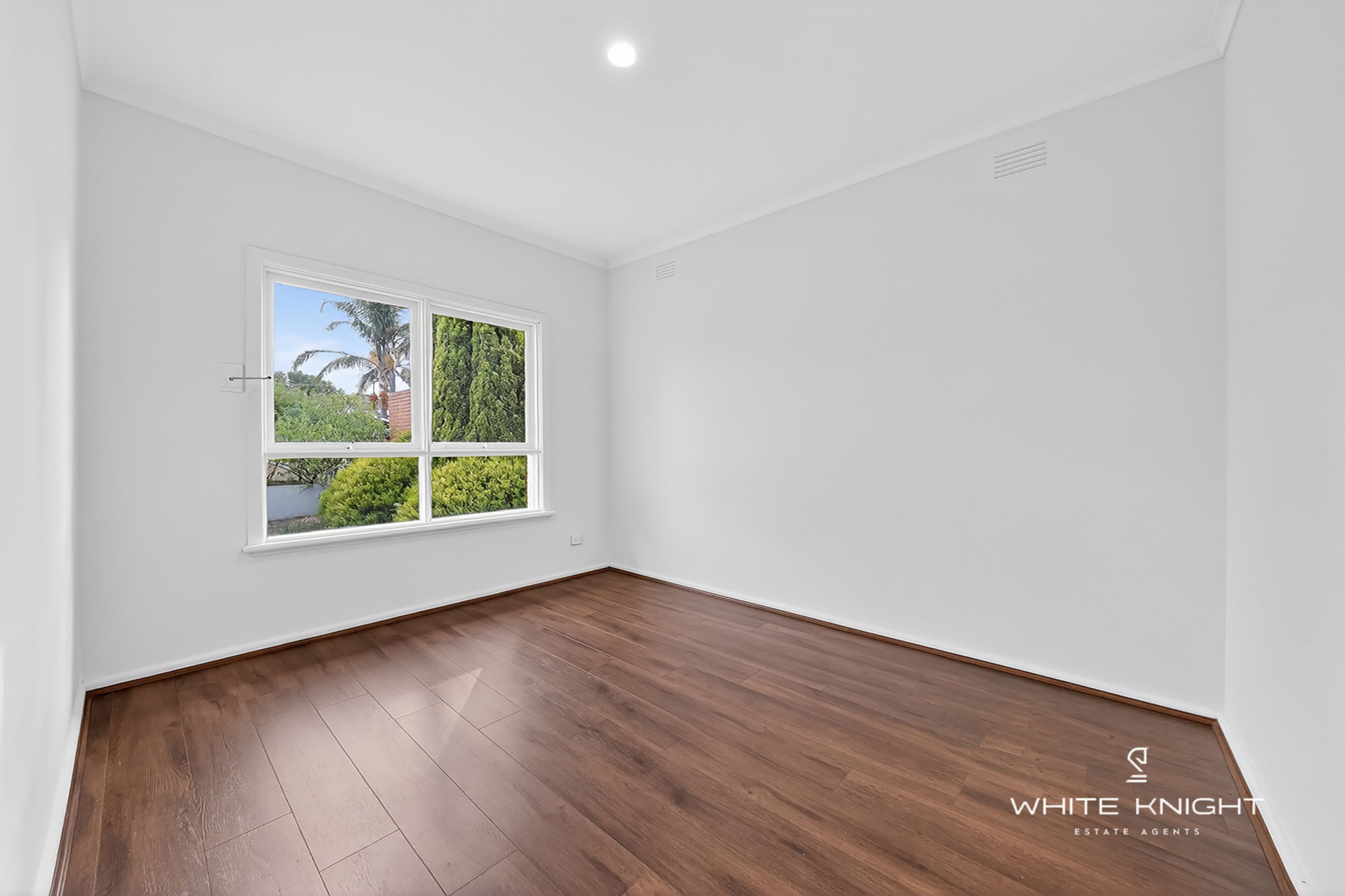 9 Lois St, St Albans VIC 3021, St Albans - Thumbnail 4