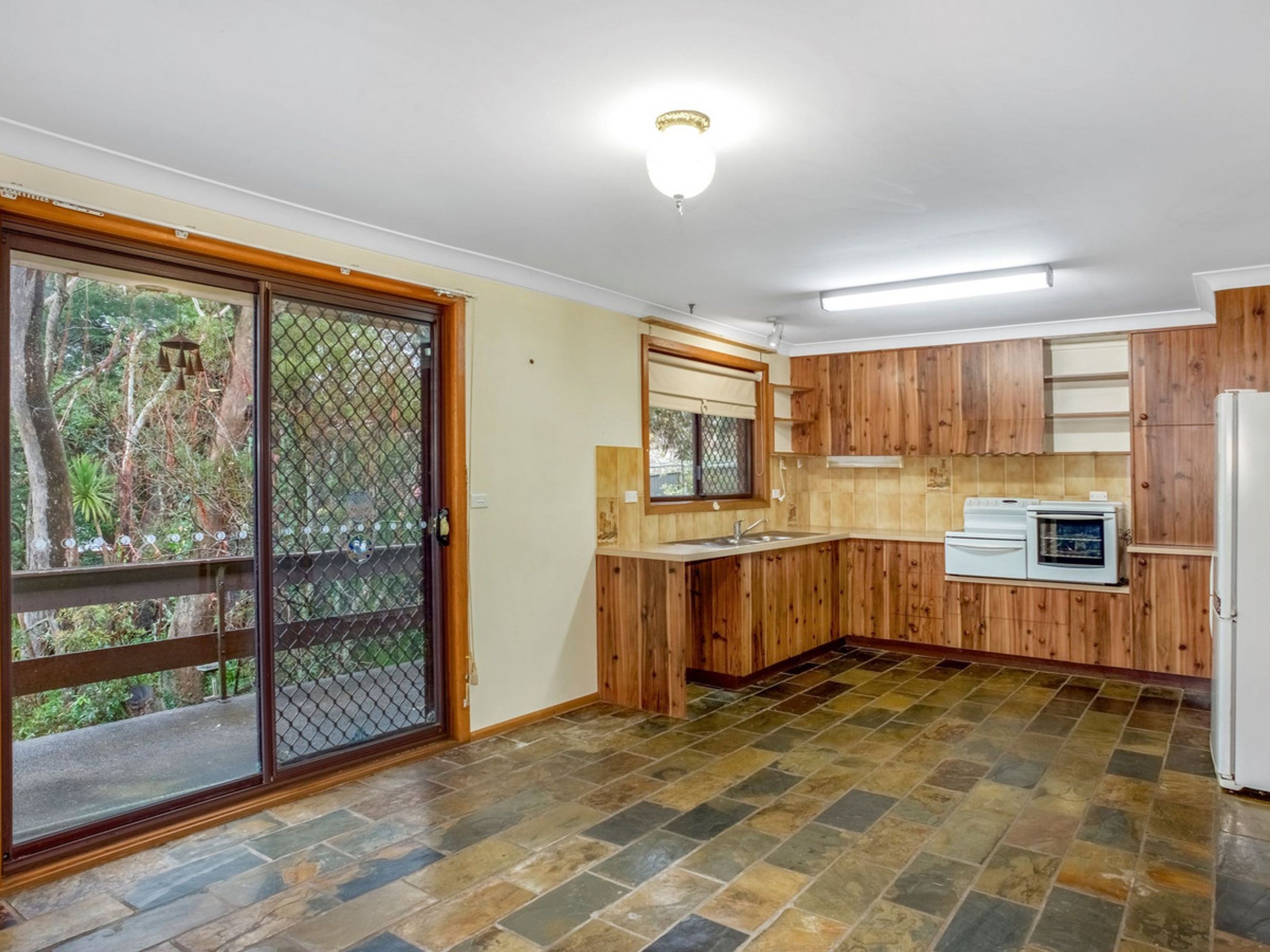 10 Acacia Street, Katoomba - Thumbnail 3