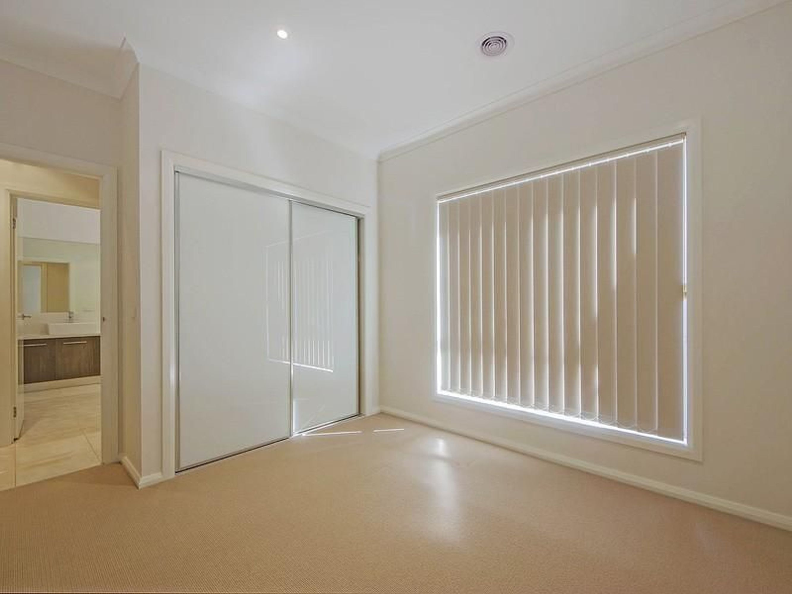 3/15 Greenleaf Circuit, Tarneit VIC 3029, Tarneit - Thumbnail 3