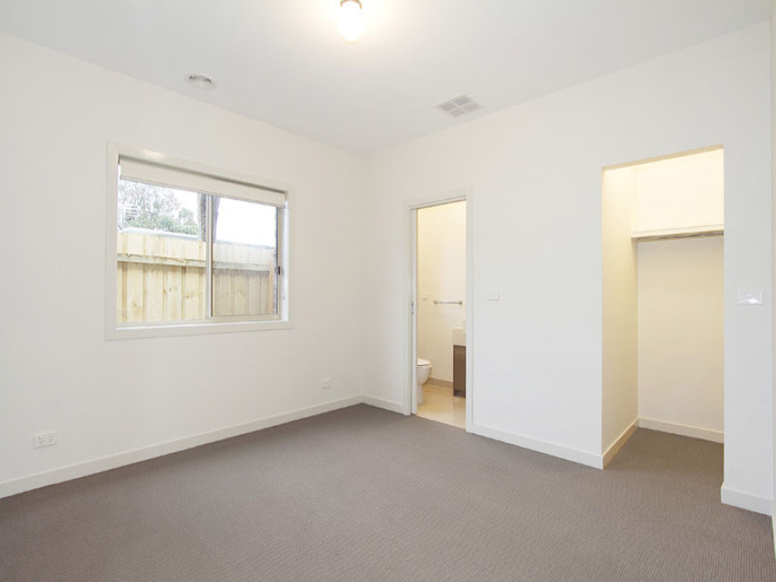 2/989 Heatherton Road, Springvale - Thumbnail 5