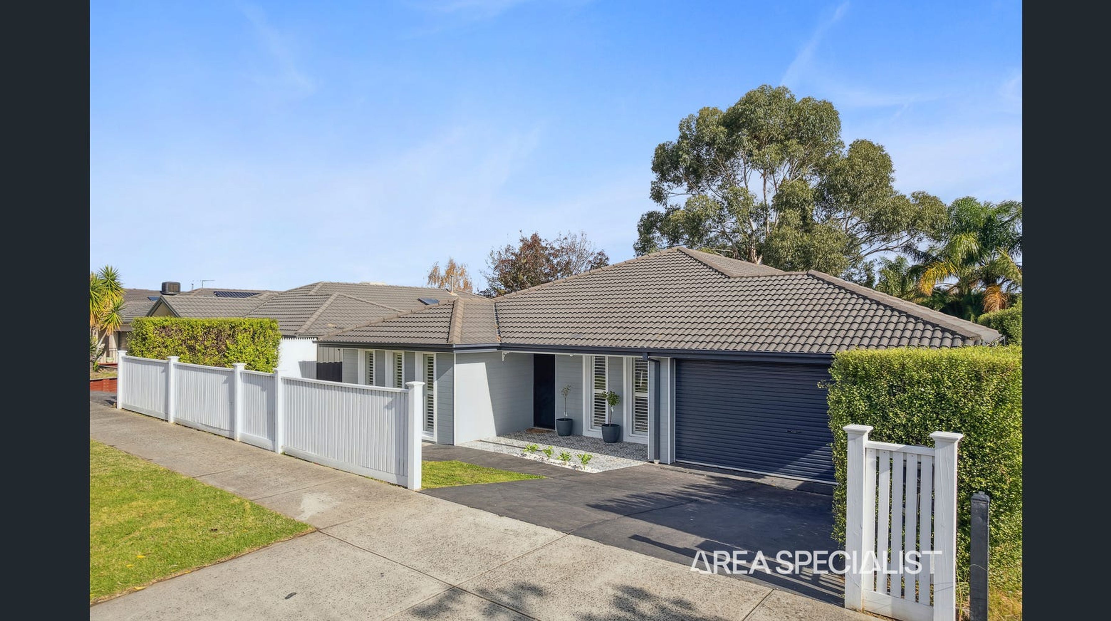 8 Caspian Chase, Pakenham