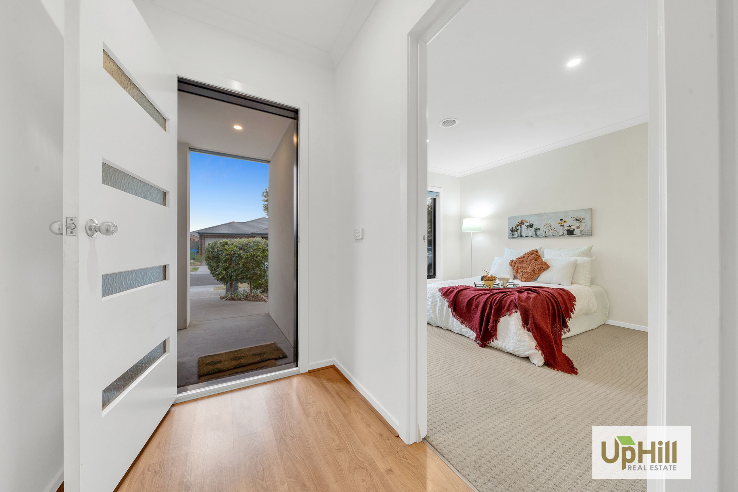 10 Rupert Street, Cranbourne East - Thumbnail 2