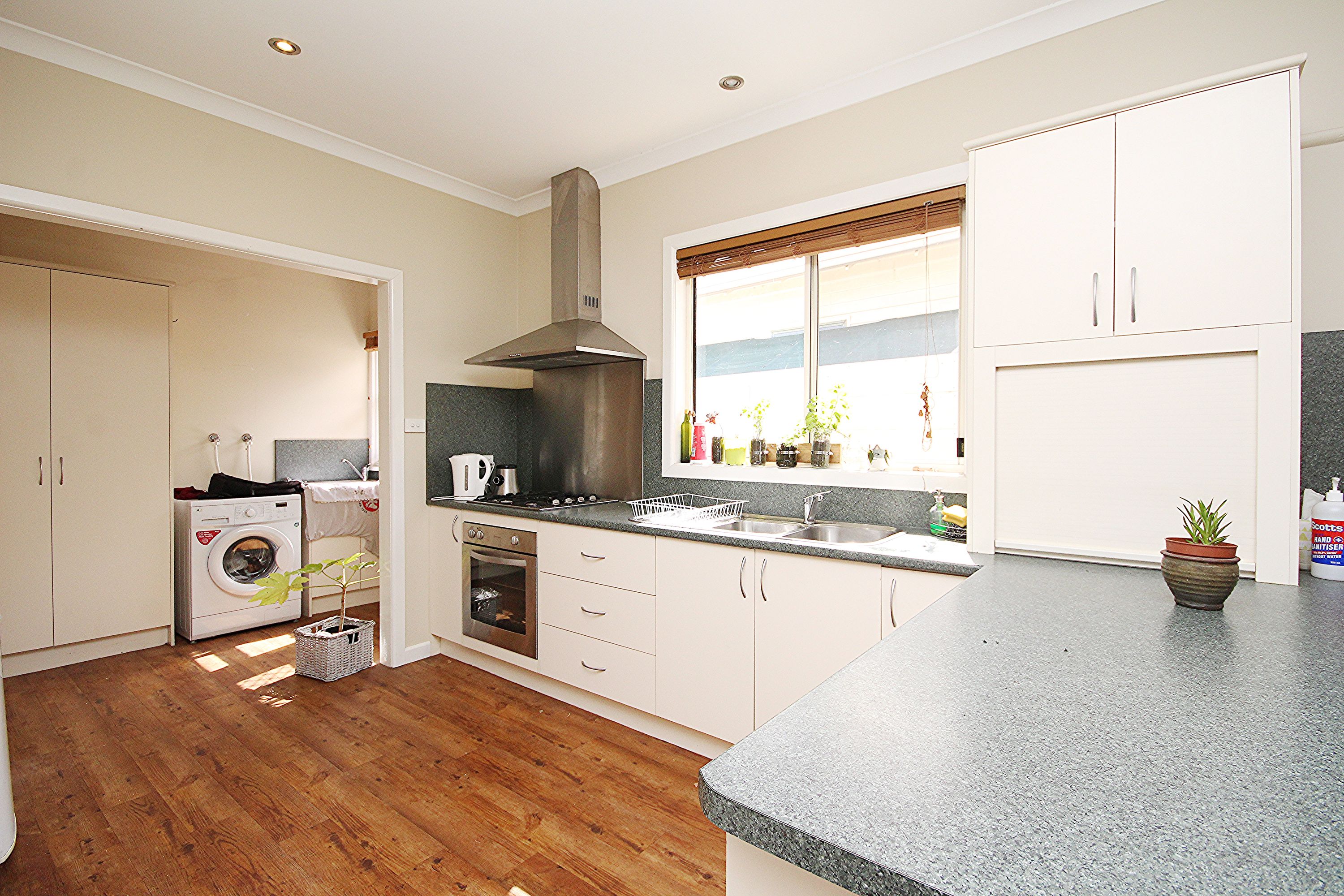 20 Harders Street, Horsham VIC 3400, Horsham - Thumbnail 2