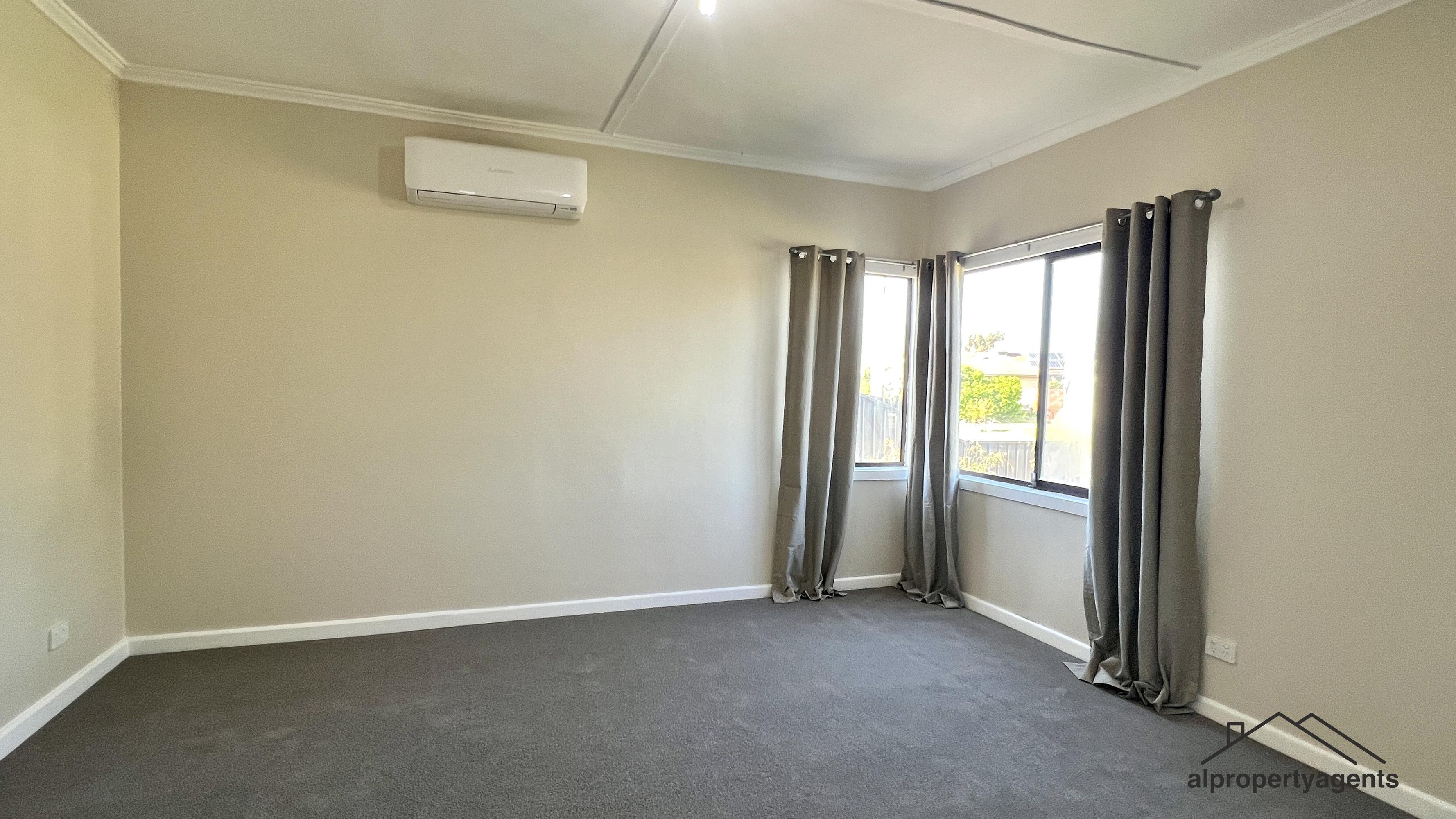 8 Queen Street, Horsham VIC 3400, Horsham - Thumbnail 2