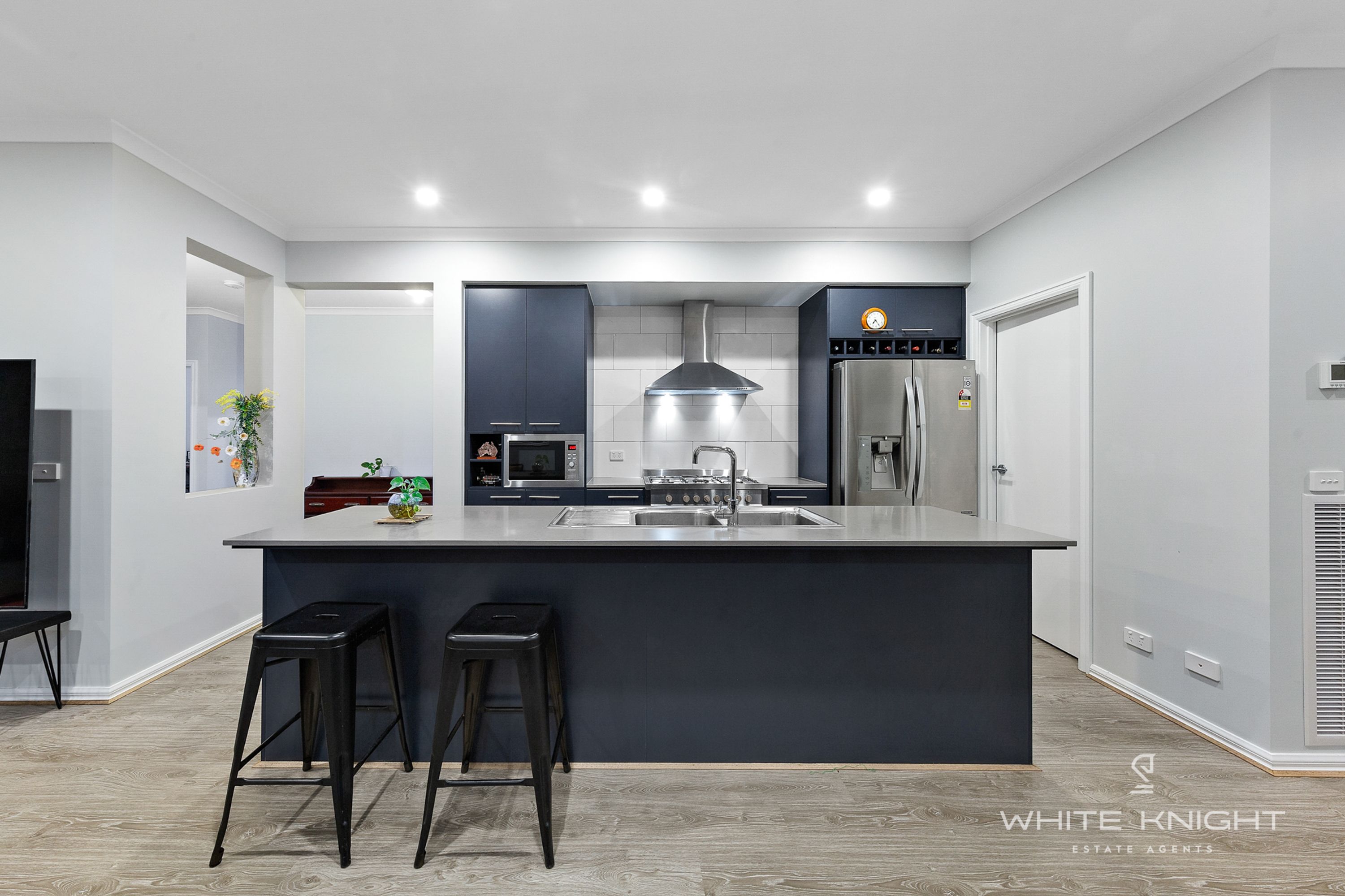 10 Rosemary Avenue, Aintree VIC 3336, Aintree - Thumbnail 5