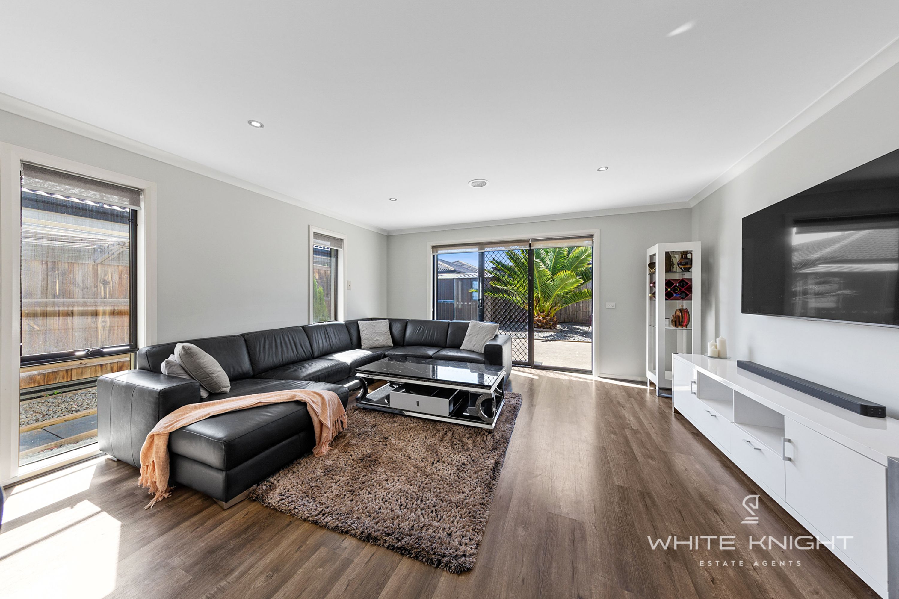 12 Regent Close, Burnside Heights VIC 3023, Burnside Heights - Thumbnail 6