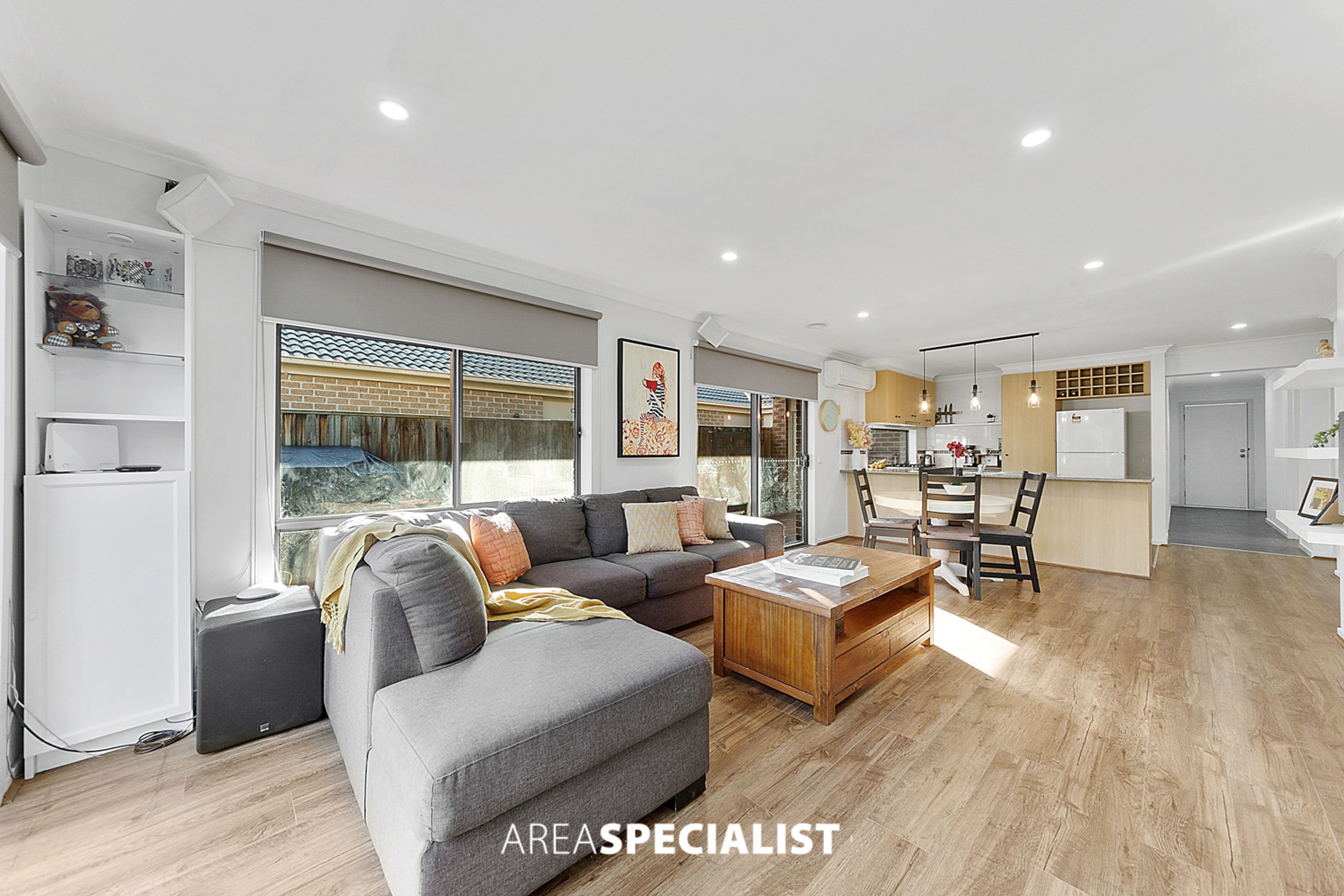 12 Cascade Way, Pakenham - Thumbnail 4