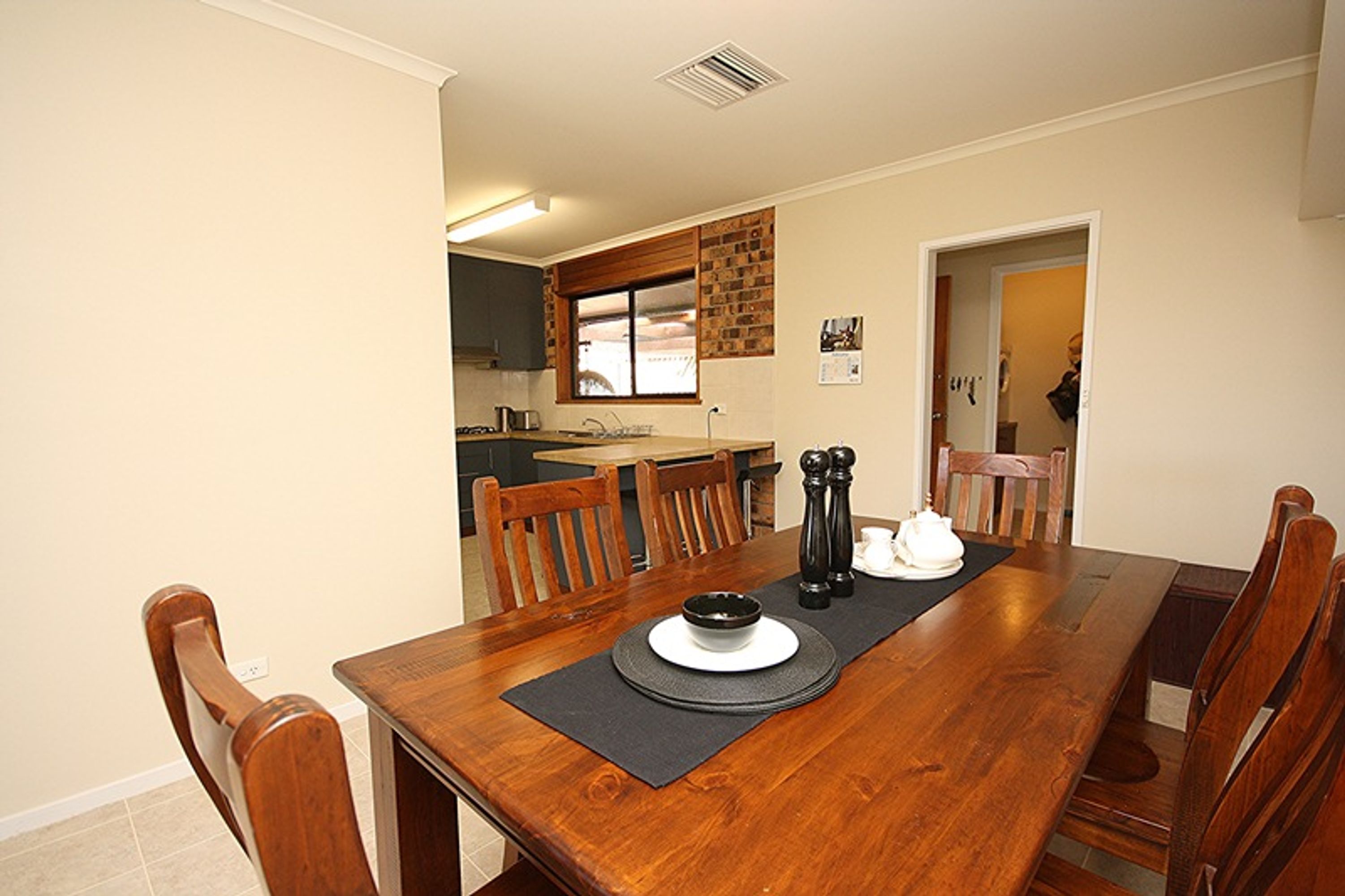 18 Fechler Avenue, Horsham VIC 3400, Horsham - Thumbnail 6