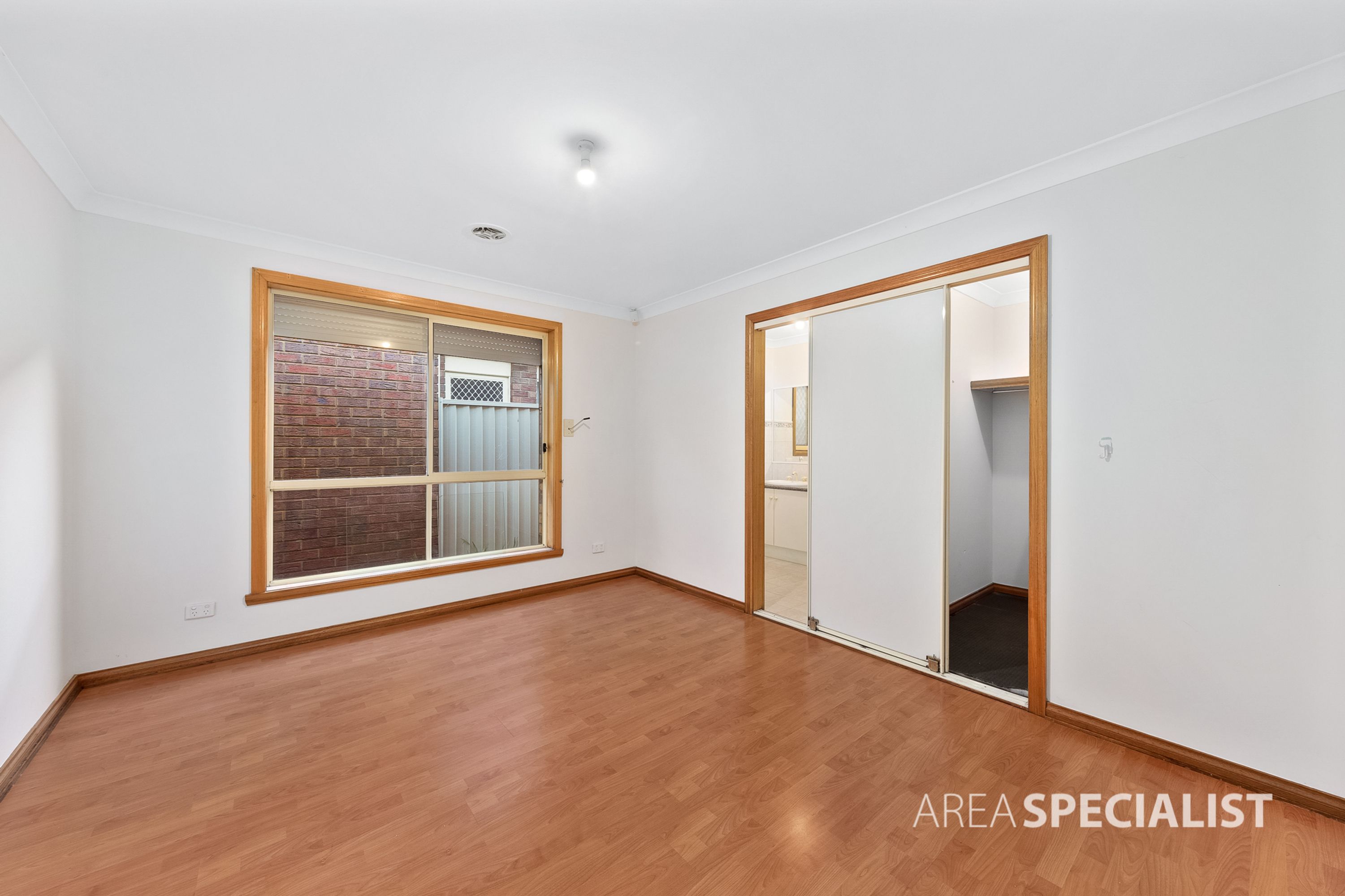 9 Springfield Close, Caroline Springs VIC 3023, Caroline Springs - Thumbnail 6