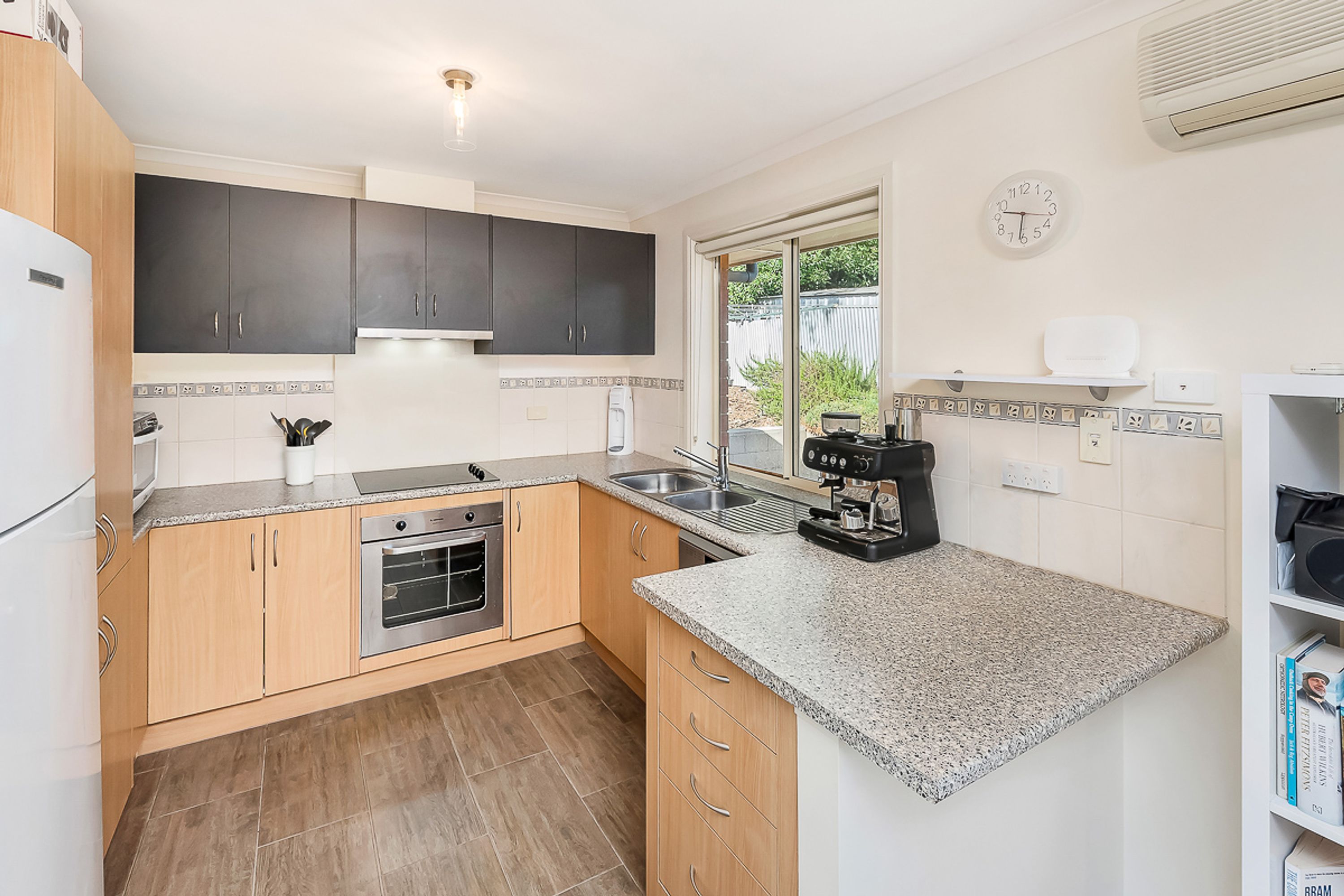 4/11 Queen Street, Mount Barker, SA 5251, Mount Barker - Thumbnail 2