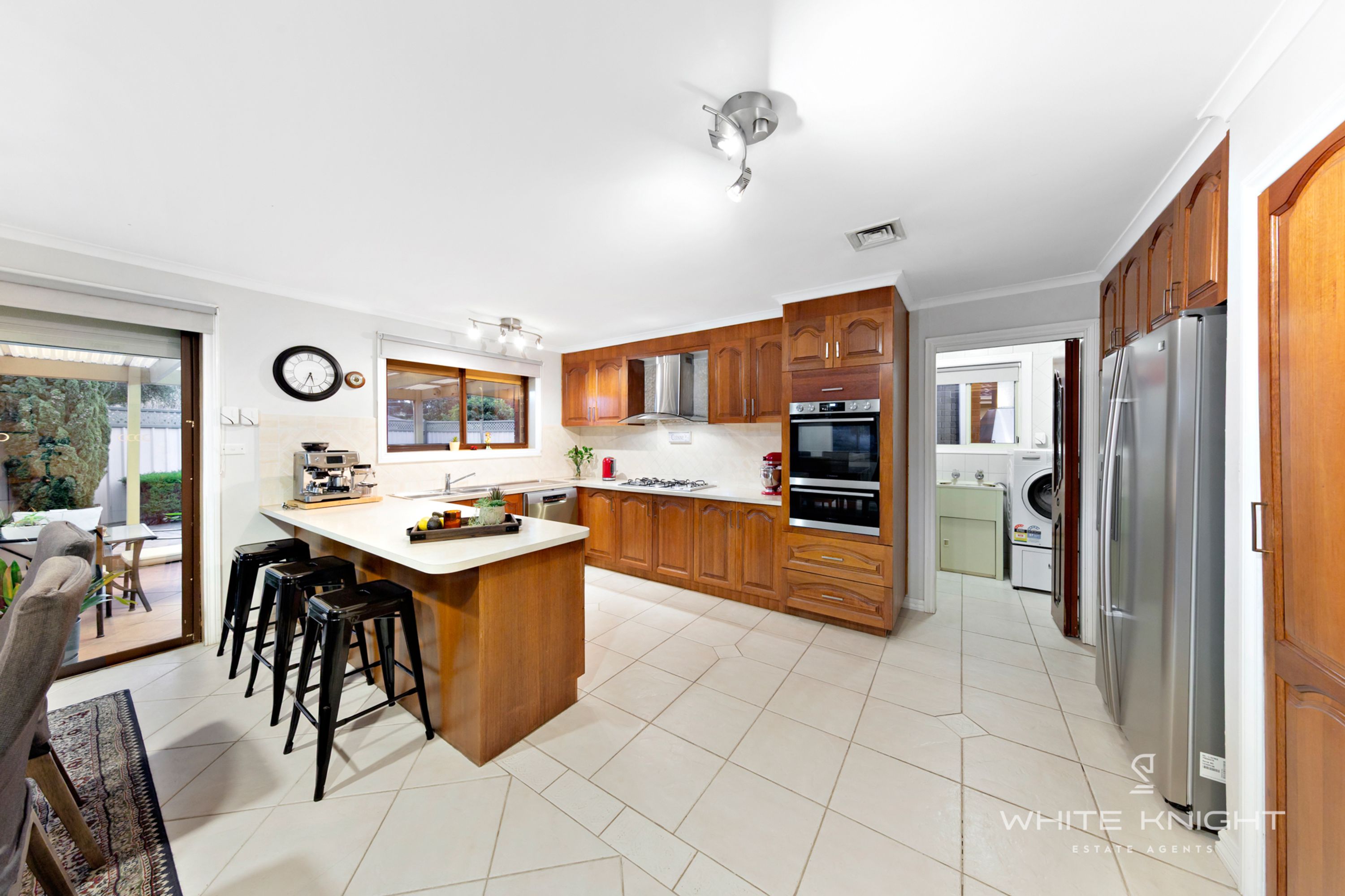 22 Revell Crescent, St Albans VIC 3021, St Albans - Thumbnail 2