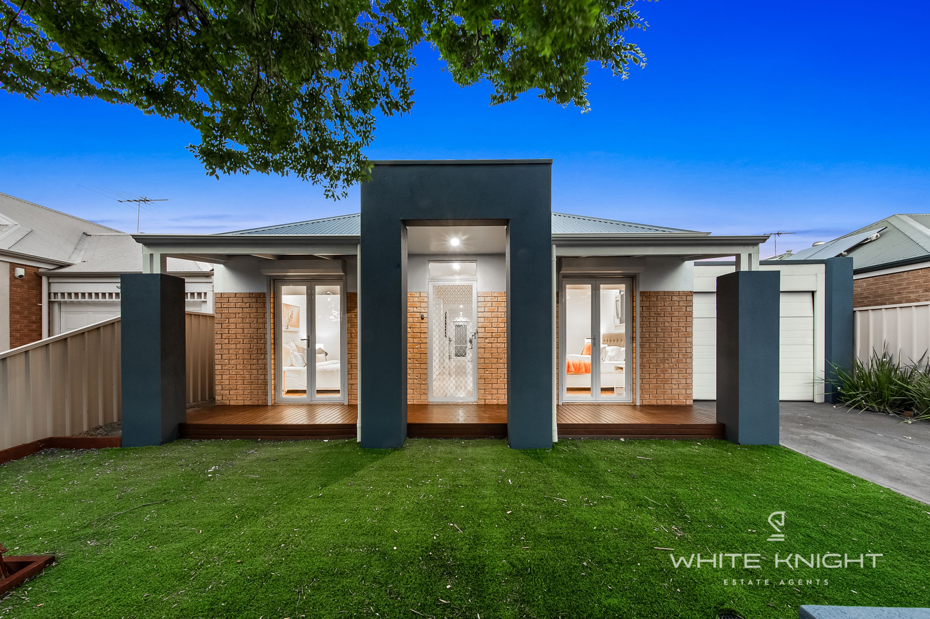 4 Kooyong Way, Caroline Springs VIC 3023, Caroline Springs - Thumbnail 2