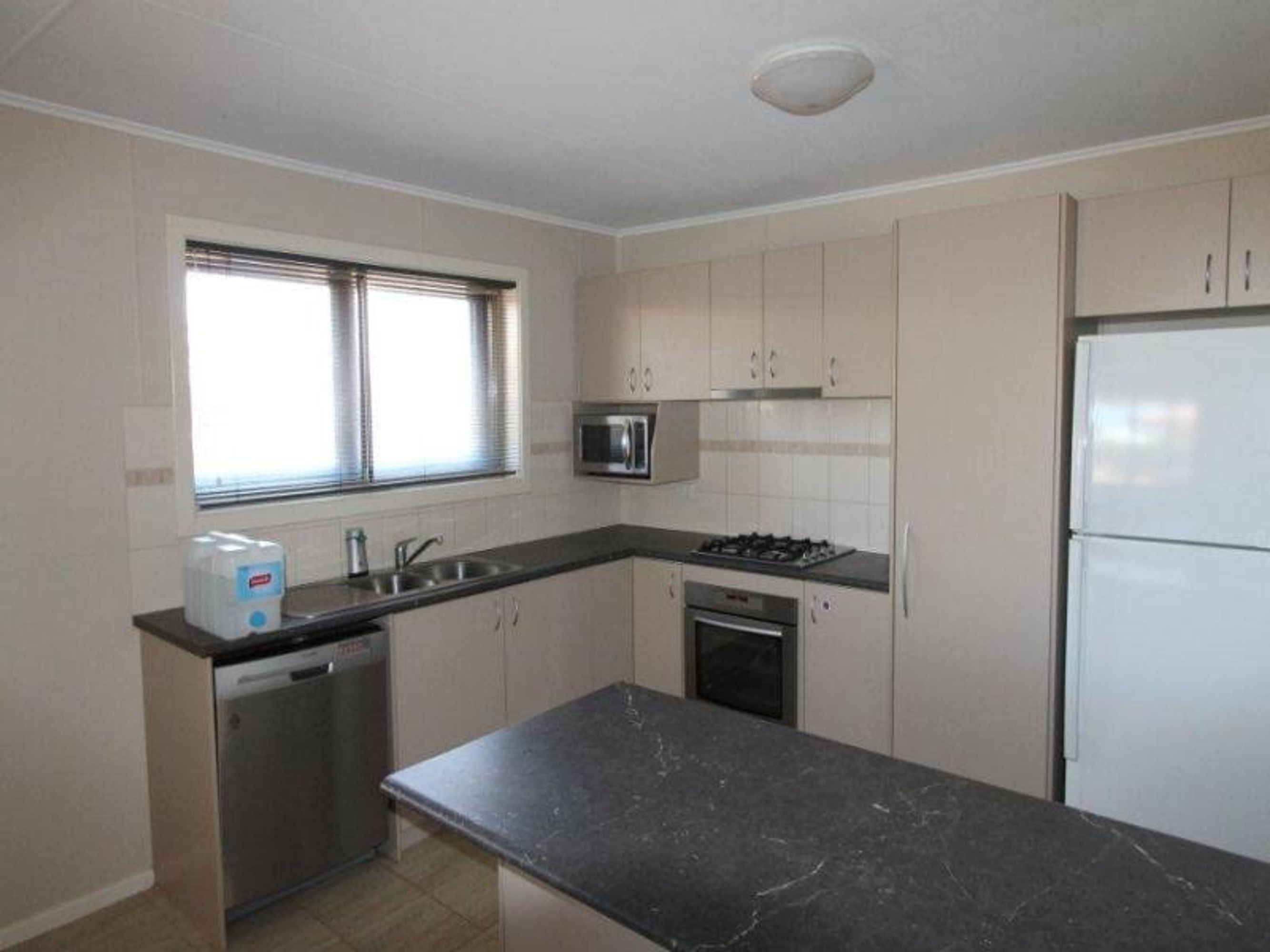 6/1 Brown Place, South Hedland, South Hedland - Thumbnail 5