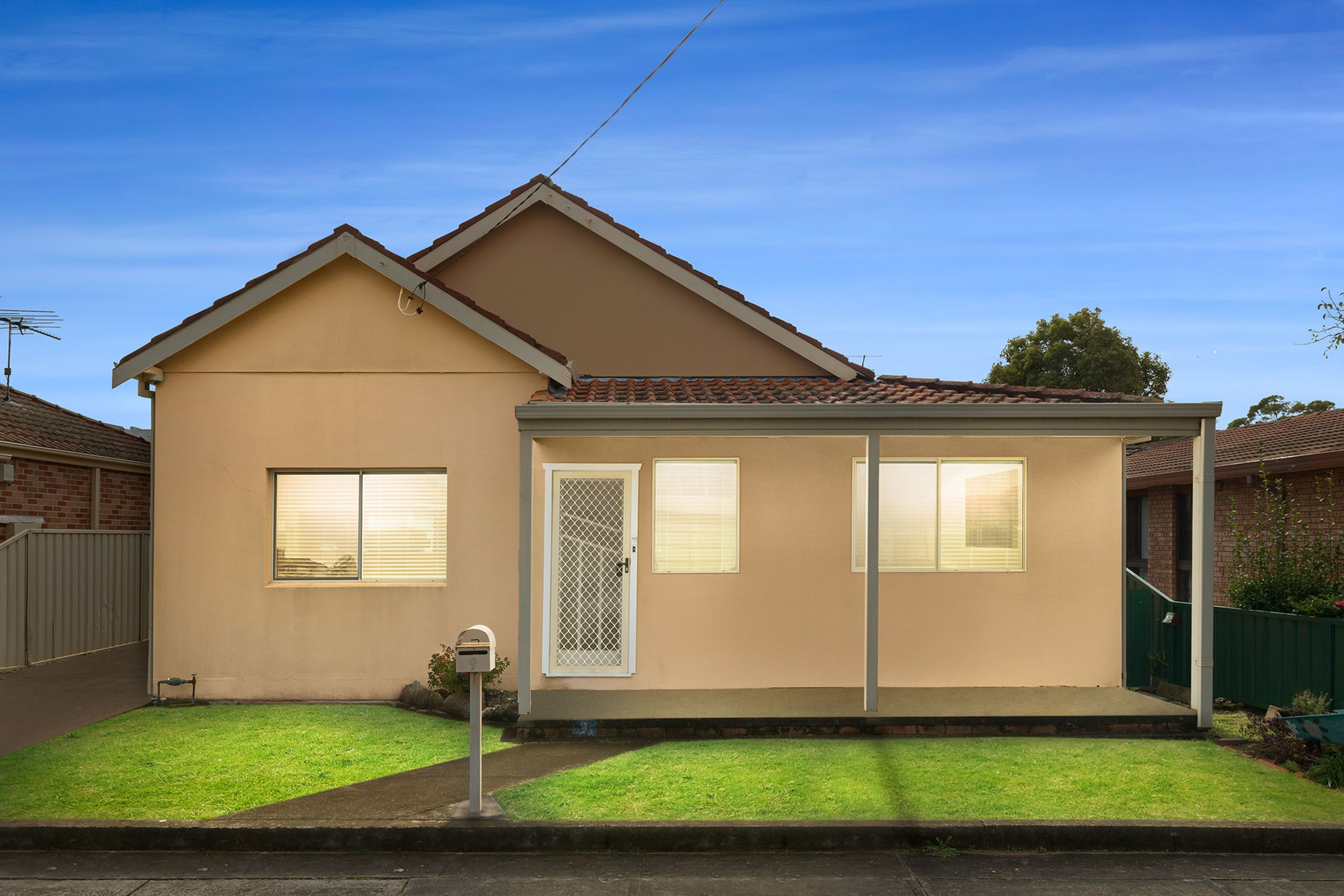 9 Dickin Avenue, Sandringham - Thumbnail 2