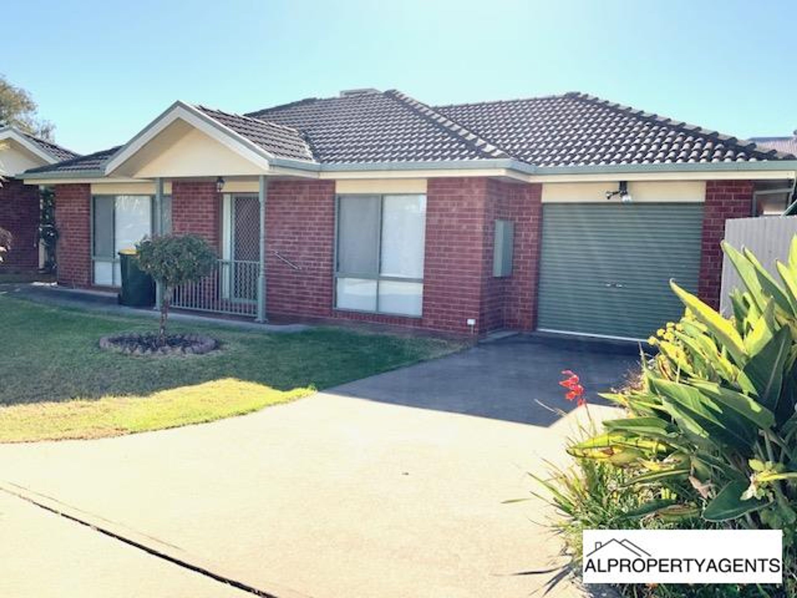 2/102 Bennett Road, Horsham VIC 3400