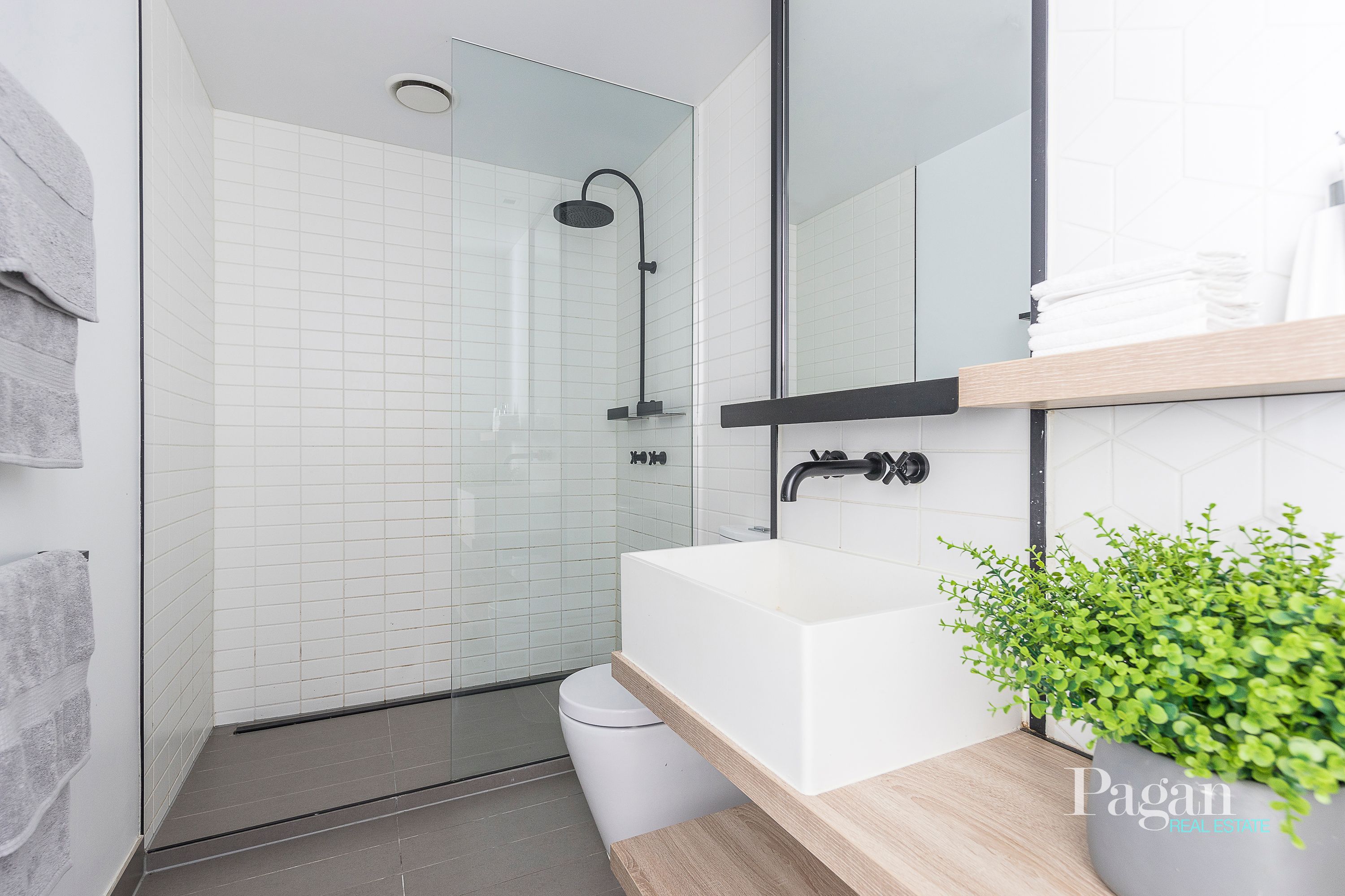 1802/677 La Trobe Street, Docklands - Thumbnail 7