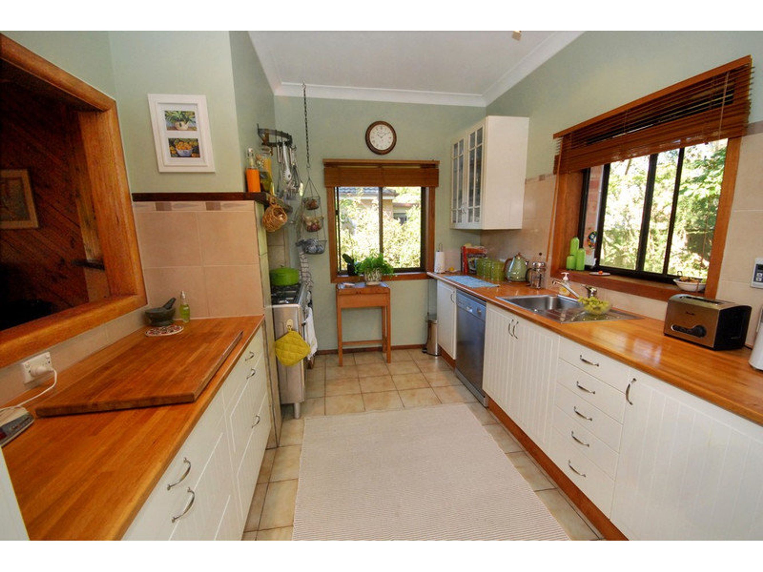 28 Third Avenue, Katoomba - Thumbnail 2