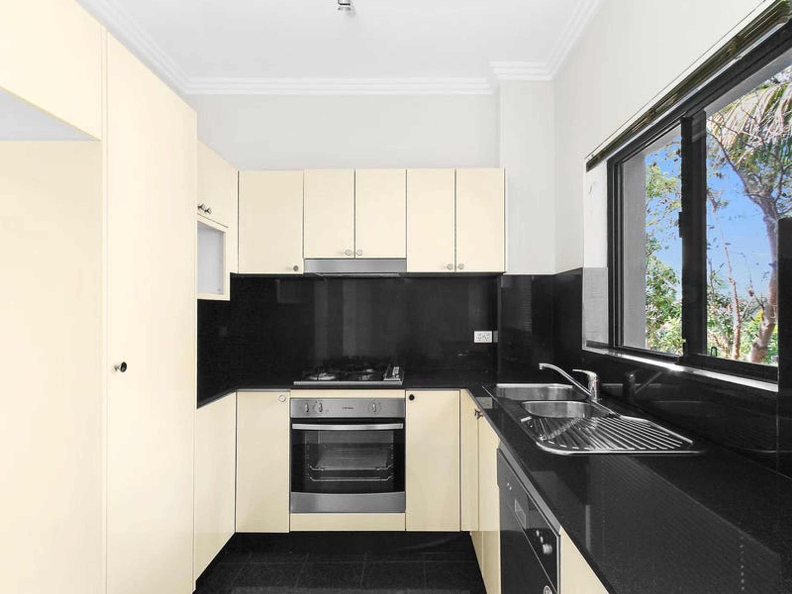 1/13-17 Searl Road, Cronulla, Cronulla - Thumbnail 3