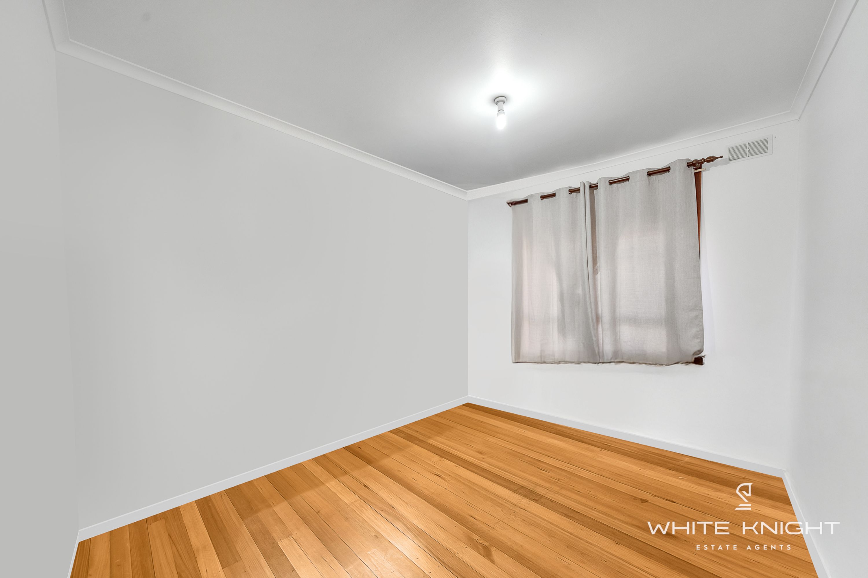 10 Rosslare Parade, St Albans VIC 3021, St Albans - Thumbnail 4