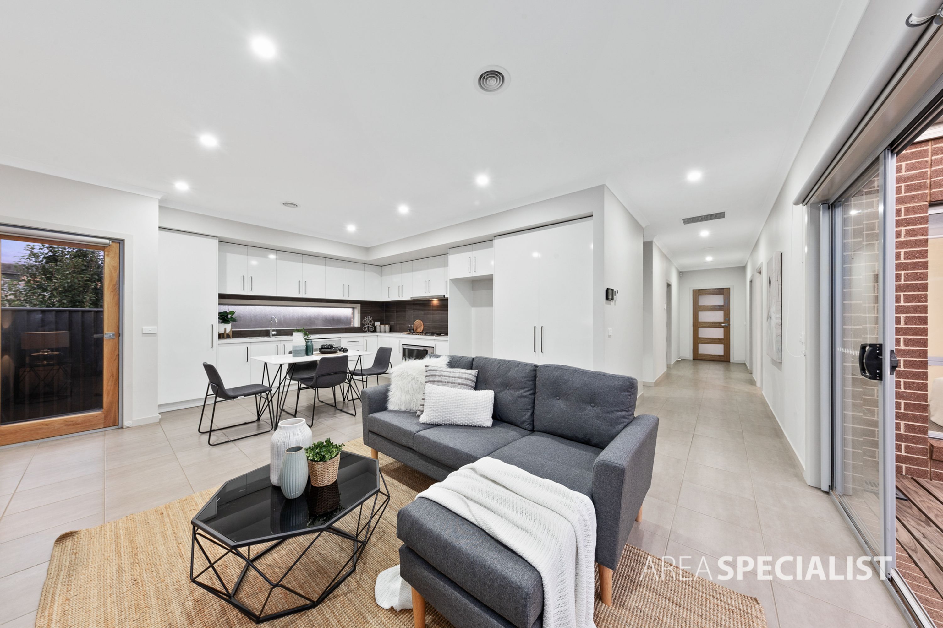 12 City Vista Court, Fraser Rise VIC 3336, Fraser Rise - Thumbnail 6