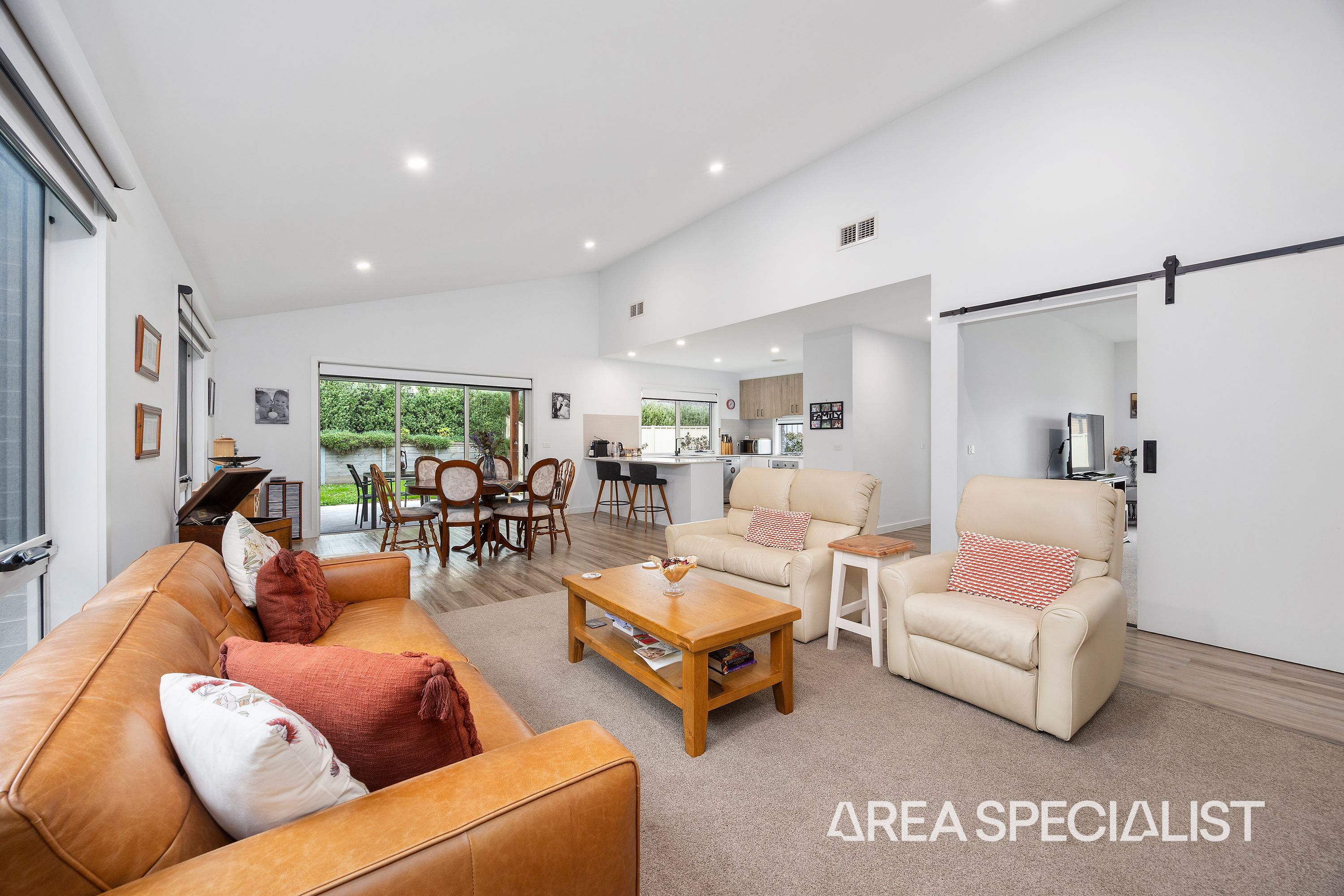 5 Fox Grove, Korumburra - Thumbnail 3