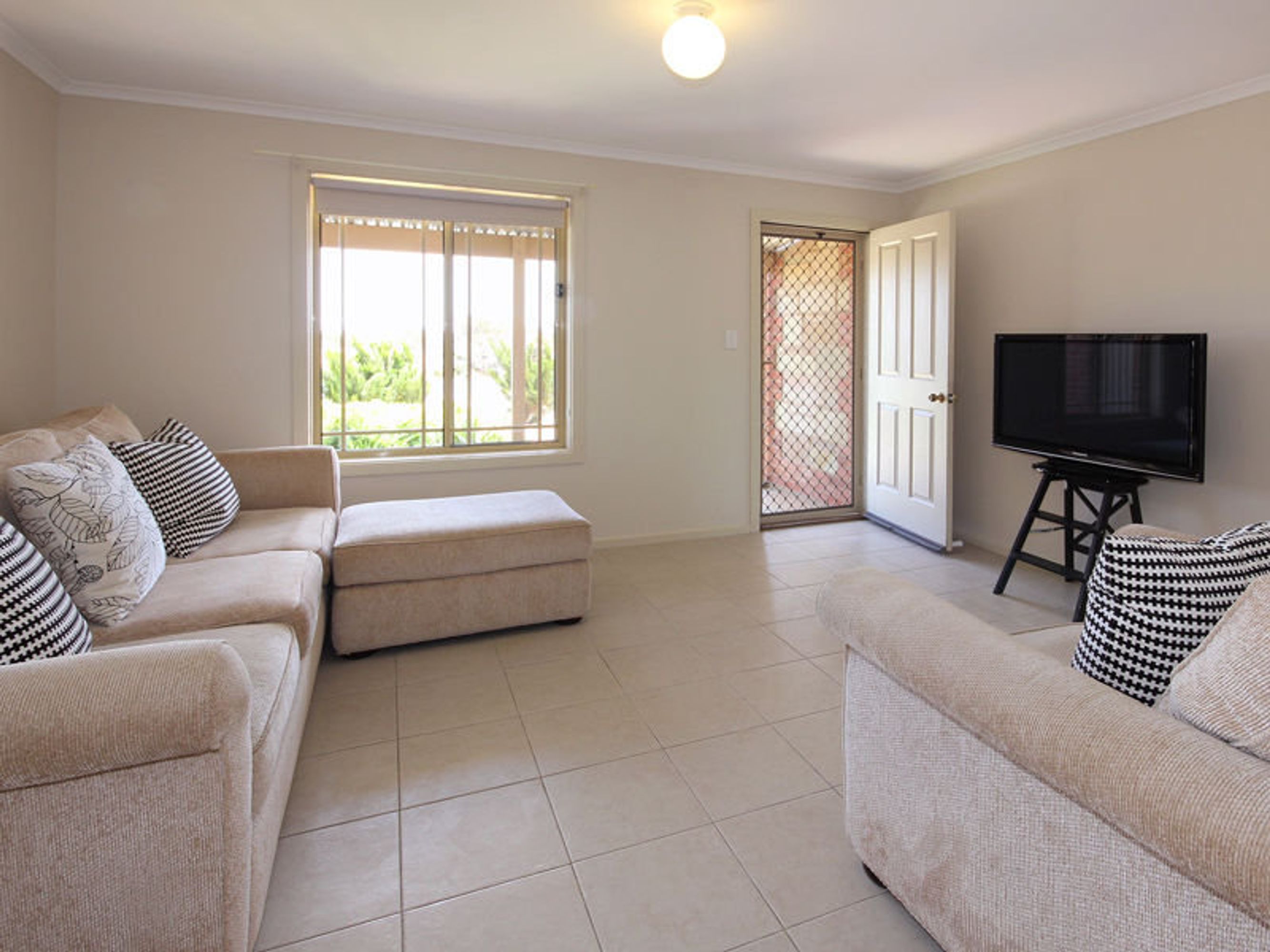 82 Hindmarsh Rd, Murray Bridge, SA 5253, Murray Bridge - Thumbnail 7
