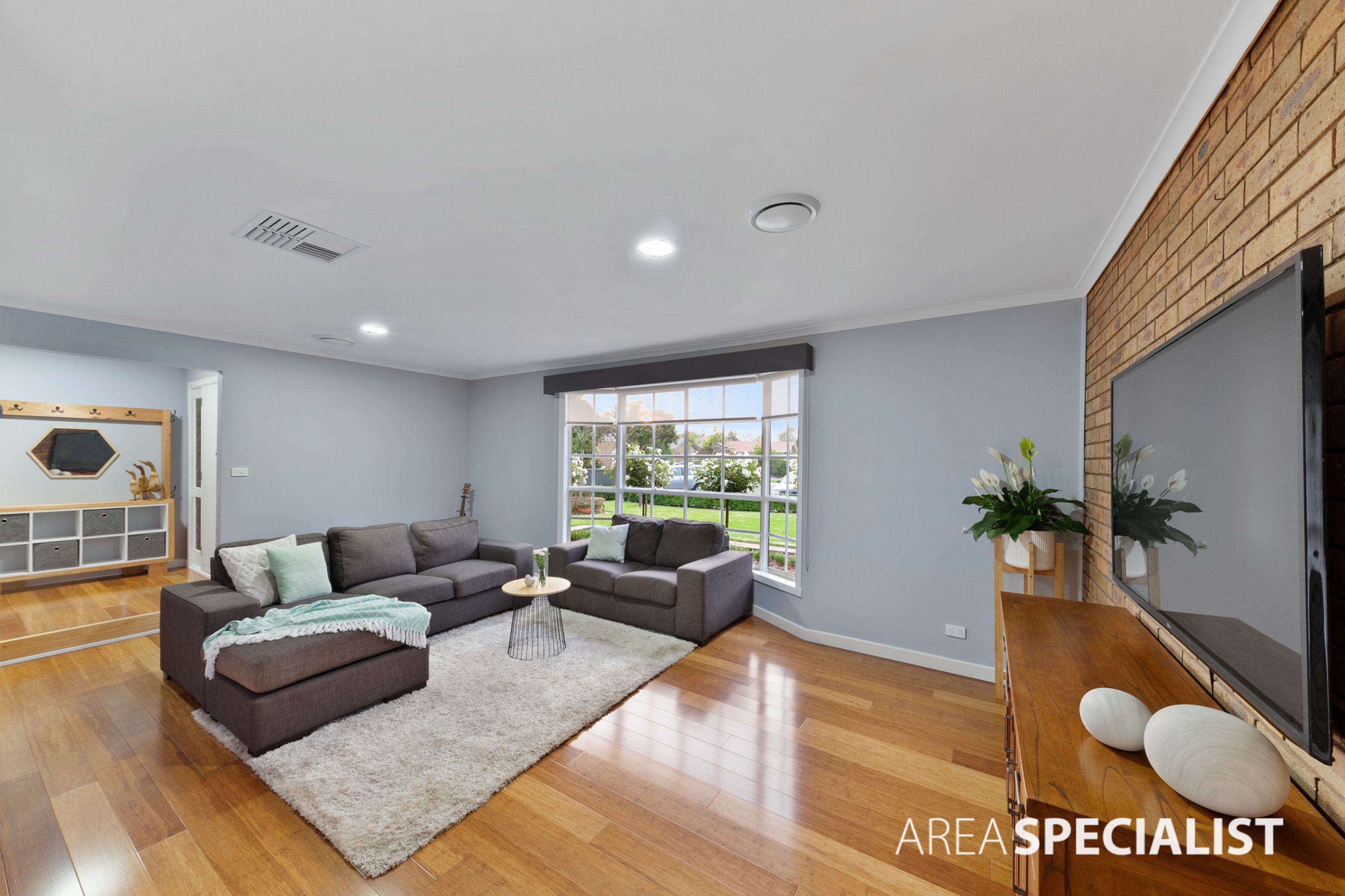 20 Dunbar Court, Keilor Downs VIC 3038, Keilor Downs - Thumbnail 3