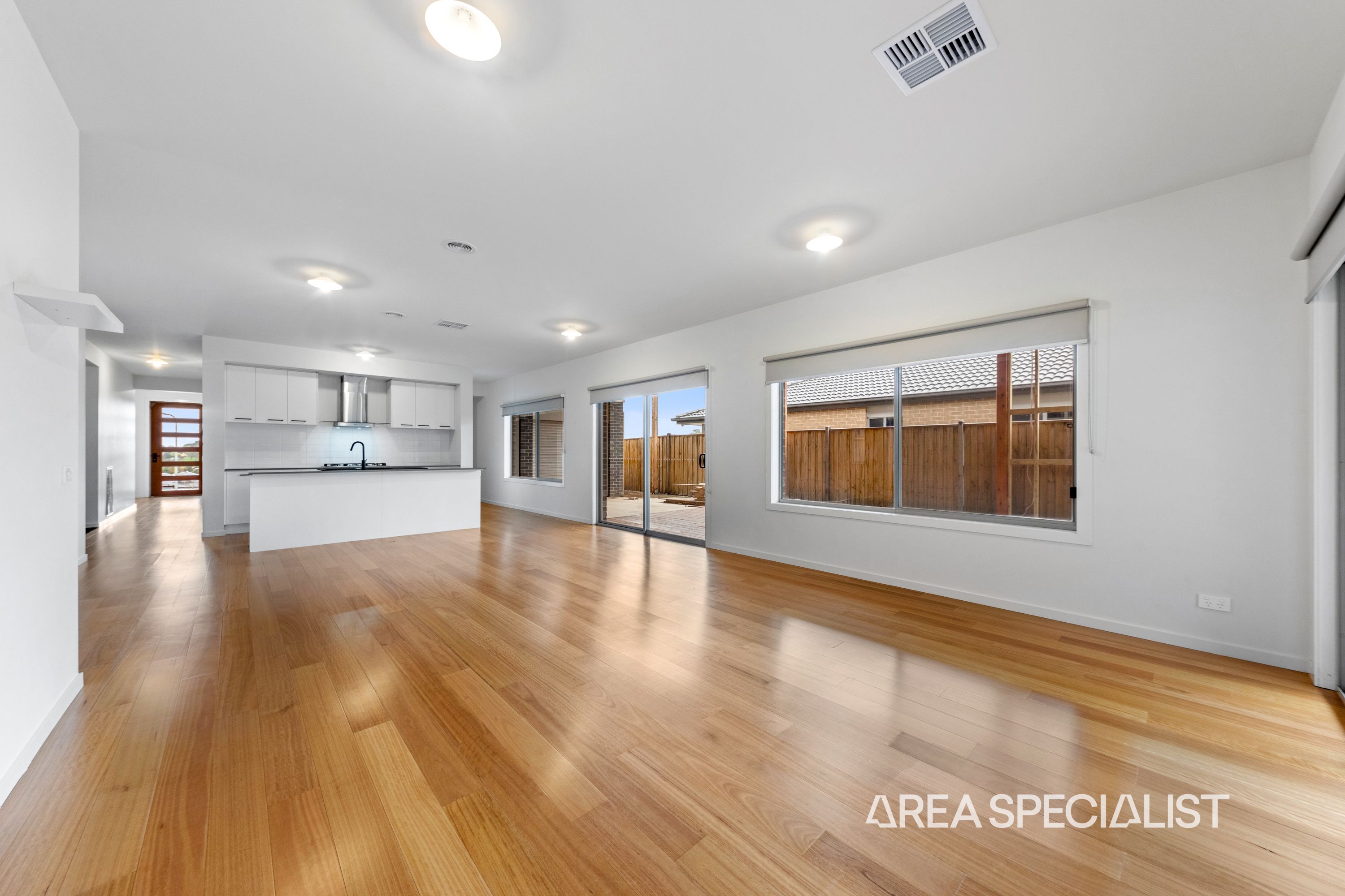 14 Davallia Crescent, Drouin - Thumbnail 3