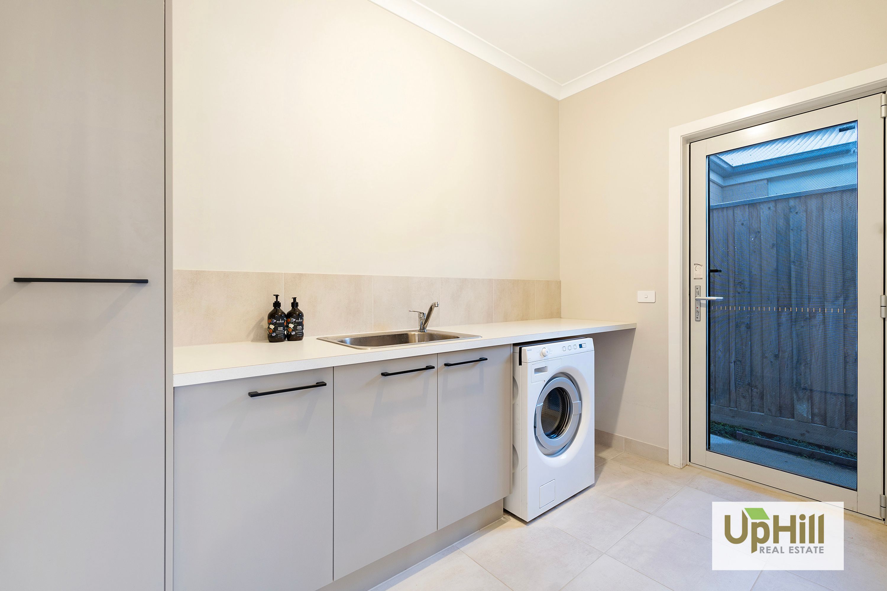 36 Vielo Circuit, Clyde North - Thumbnail 6