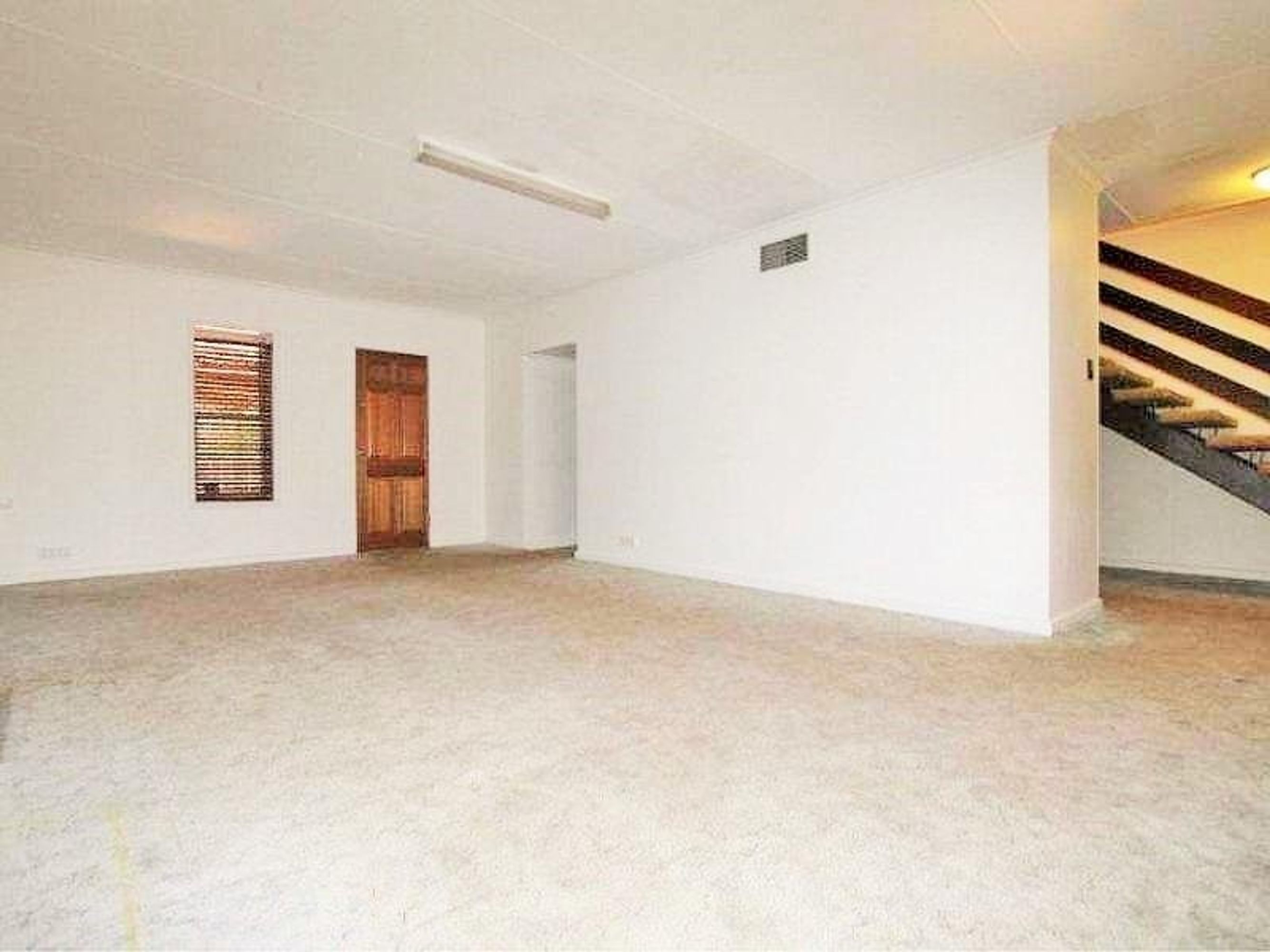 4 Peter Way, South Hedland, South Hedland - Thumbnail 2