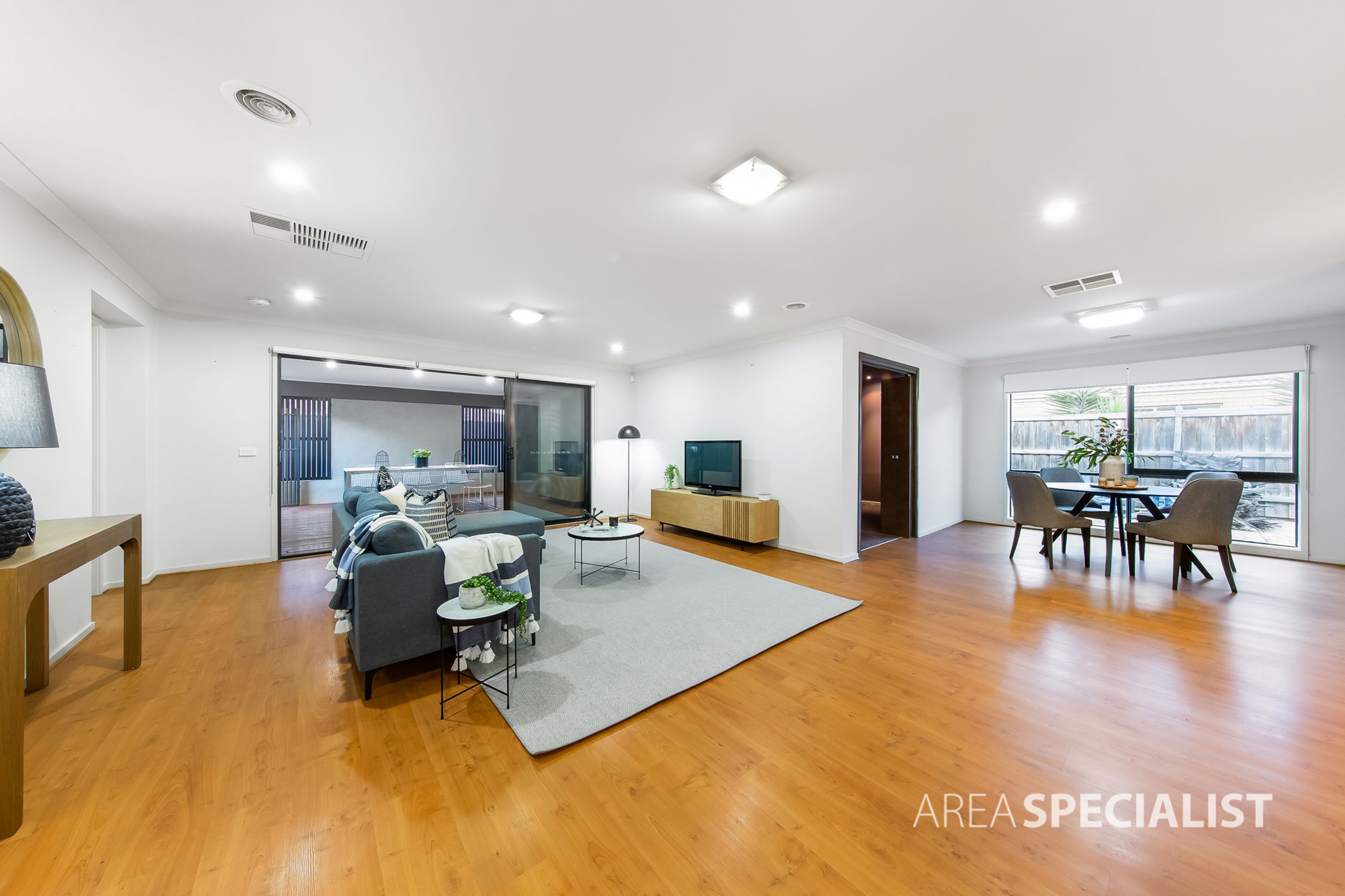 5 St James Close, Burnside Heights VIC 3023, Burnside Heights - Thumbnail 8