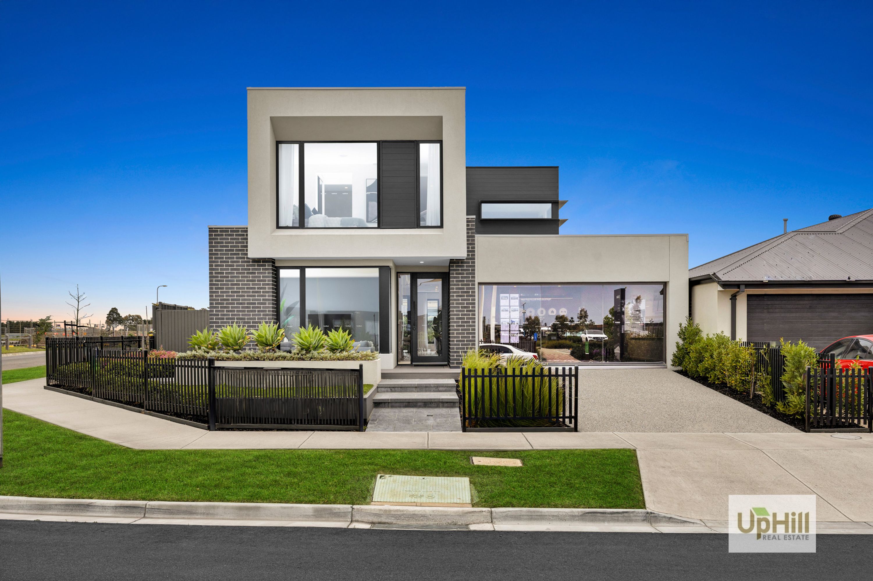 8 Karula Circuit, Clyde - Image 1