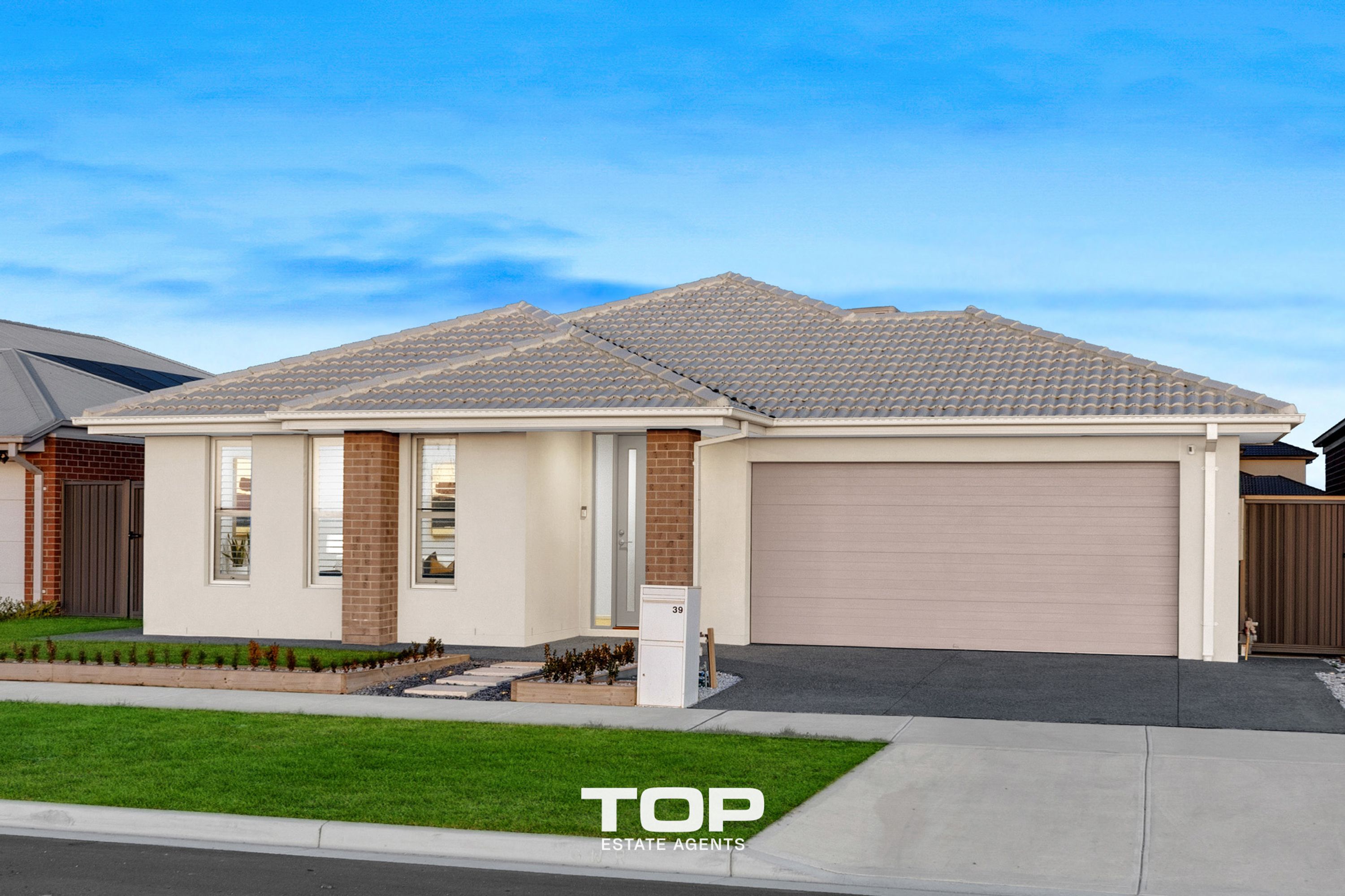 39 Follett Boulevard, Clyde - Thumbnail 3