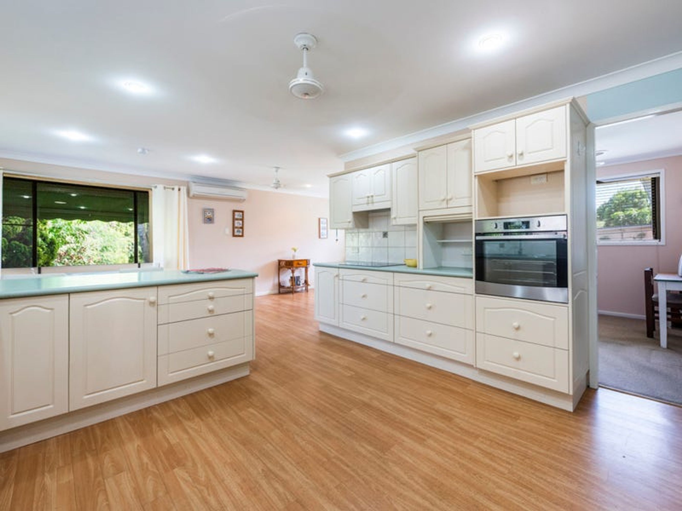 26 Sunset Drive, Junction Hill - Thumbnail 3