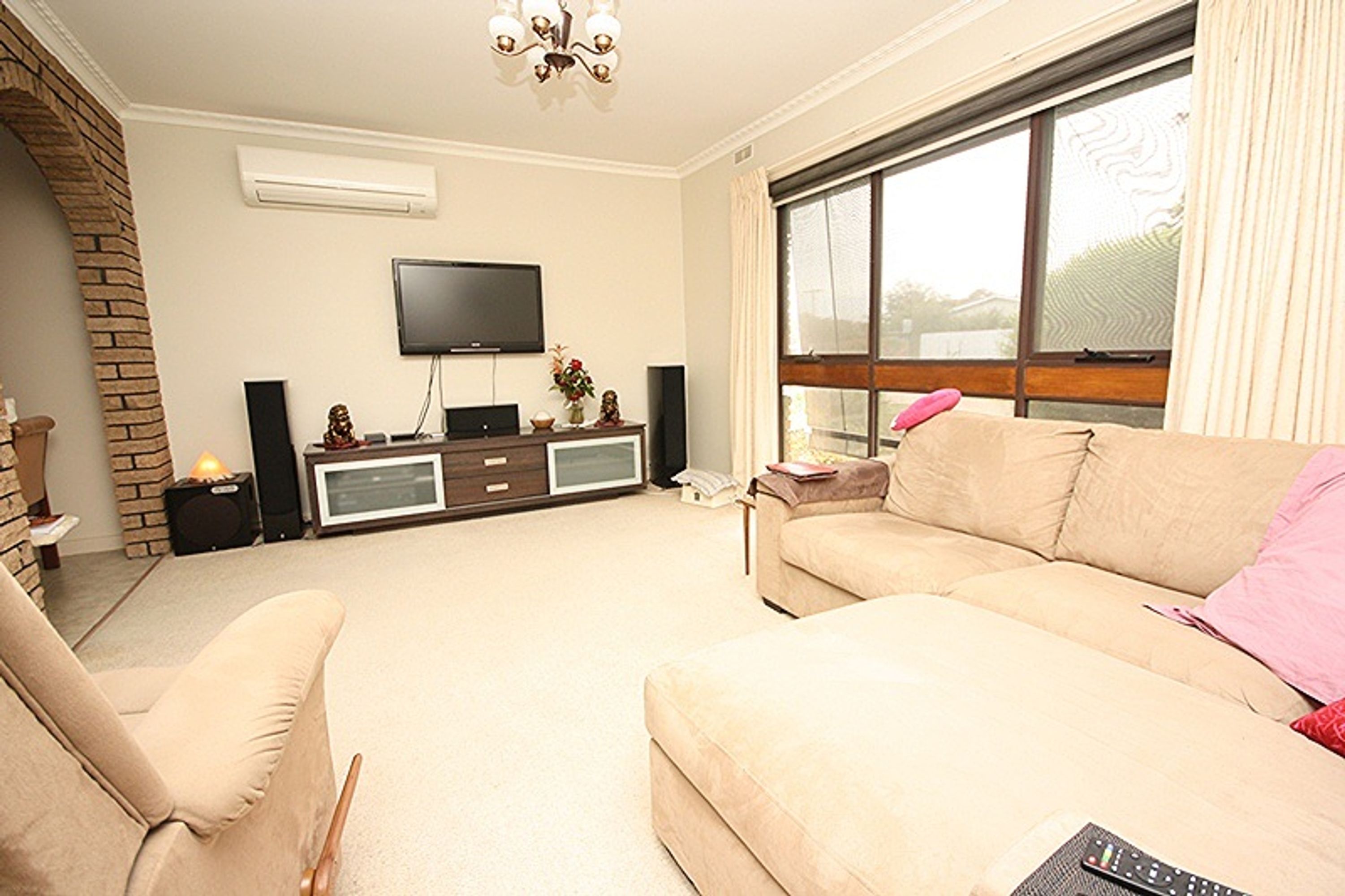 8 Drummond Street, Horsham VIC 3400, Horsham - Thumbnail 2