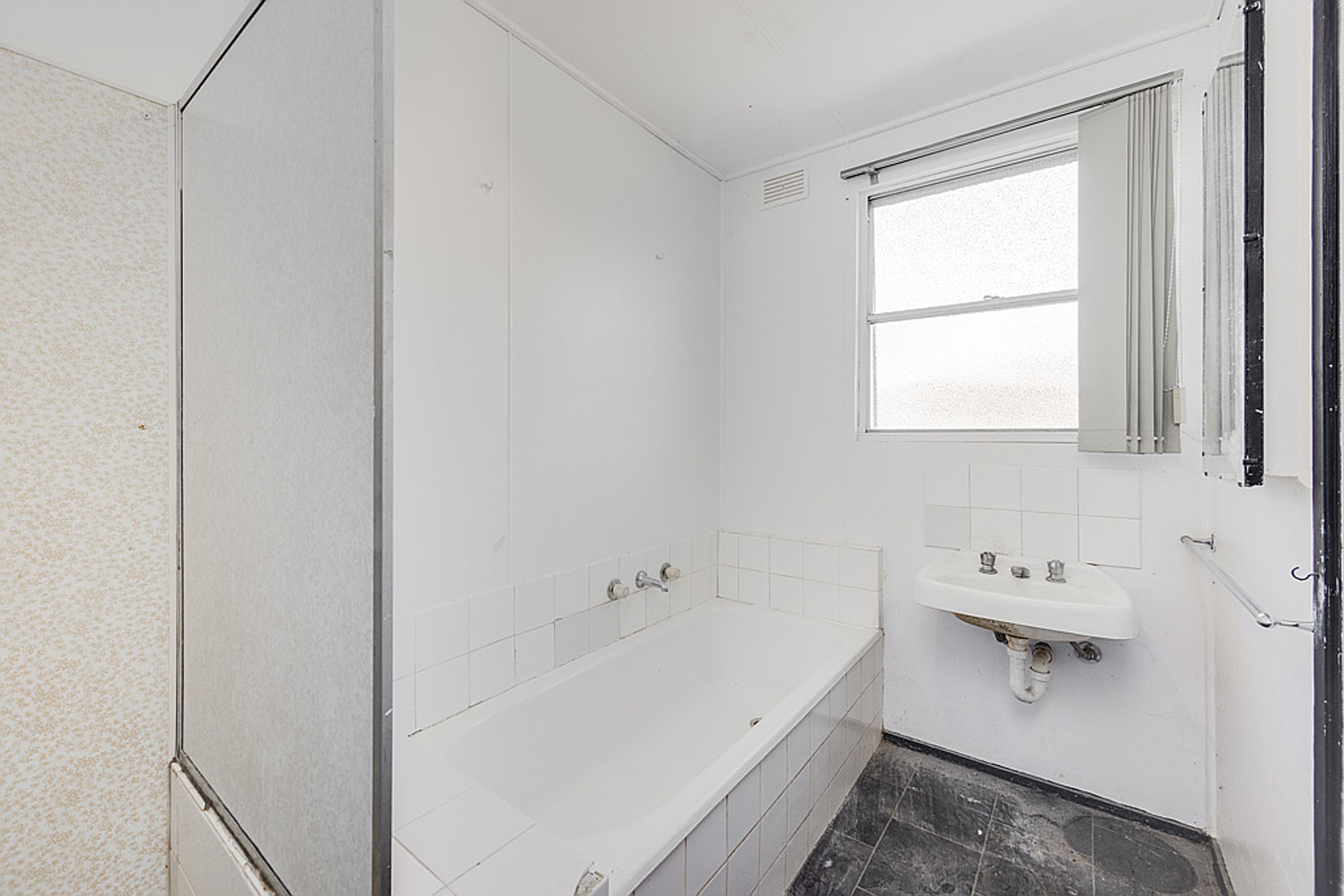15 Belcher Street, Nhill VIC 3418, Nhill - Thumbnail 4
