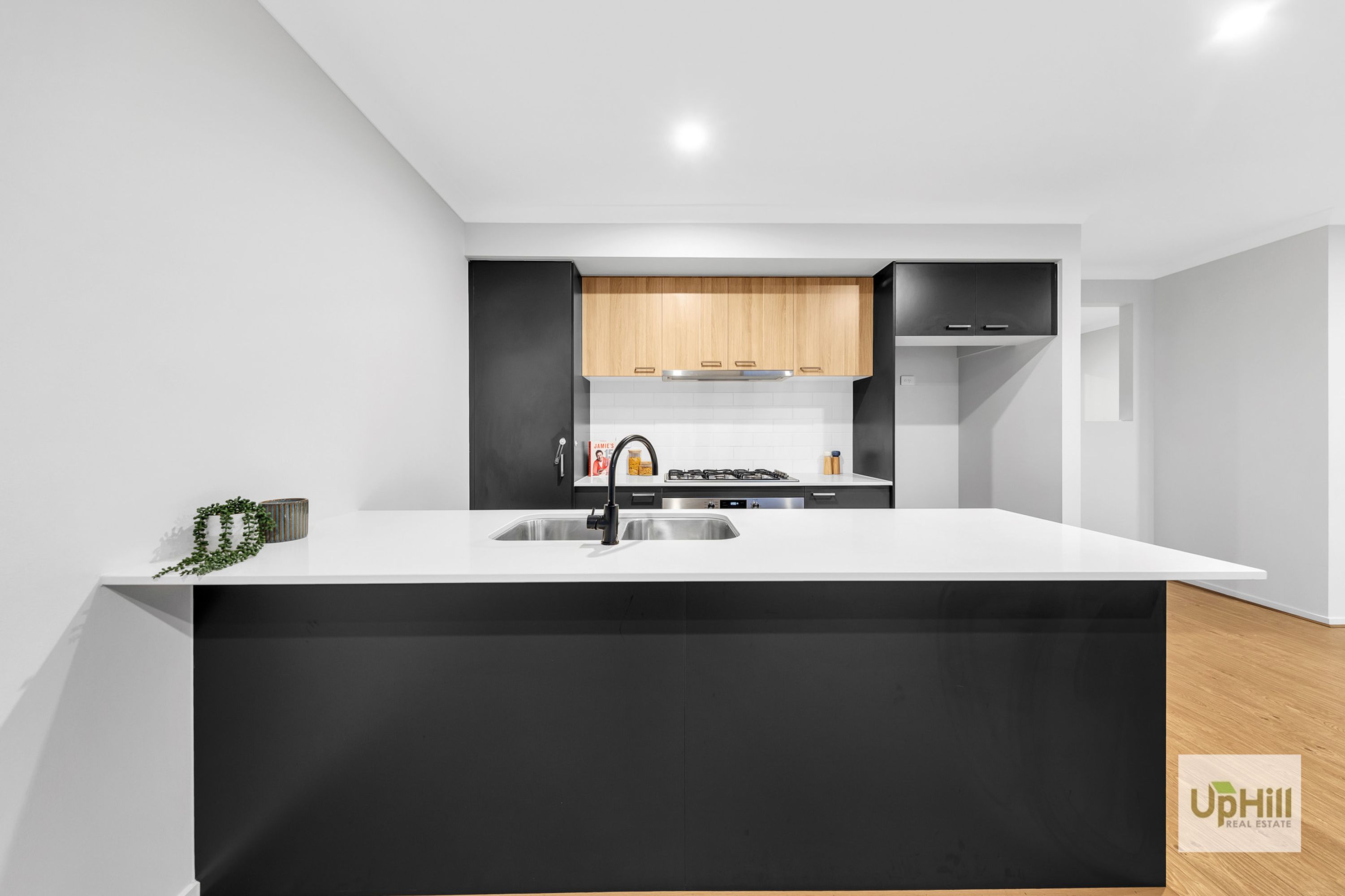 50 Alexander Boulevard, Clyde North - Thumbnail 2