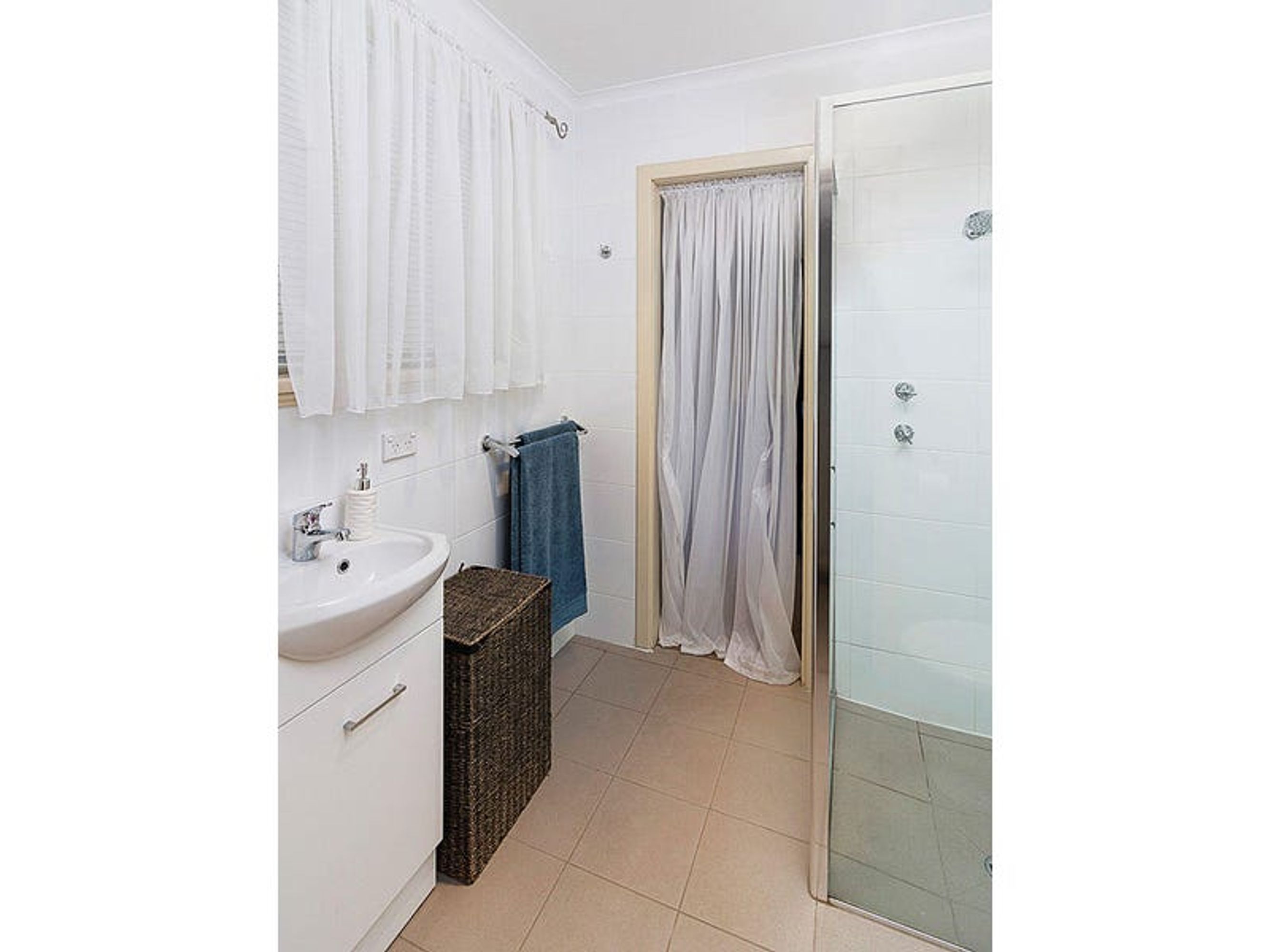 12 Daw Avenue, Mount Barker, SA 5251, Mount Barker - Thumbnail 6